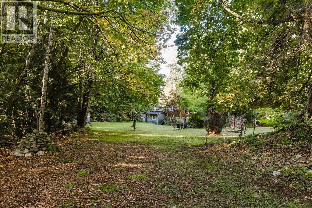 6252 Sechelt Inlet Road, Sechelt, British Columbia  V7Z 0L3 - Photo 31 - R3060258