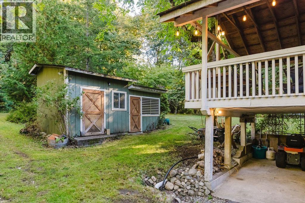 6252 Sechelt Inlet Road, Sechelt, British Columbia  V7Z 0L3 - Photo 37 - R3060258