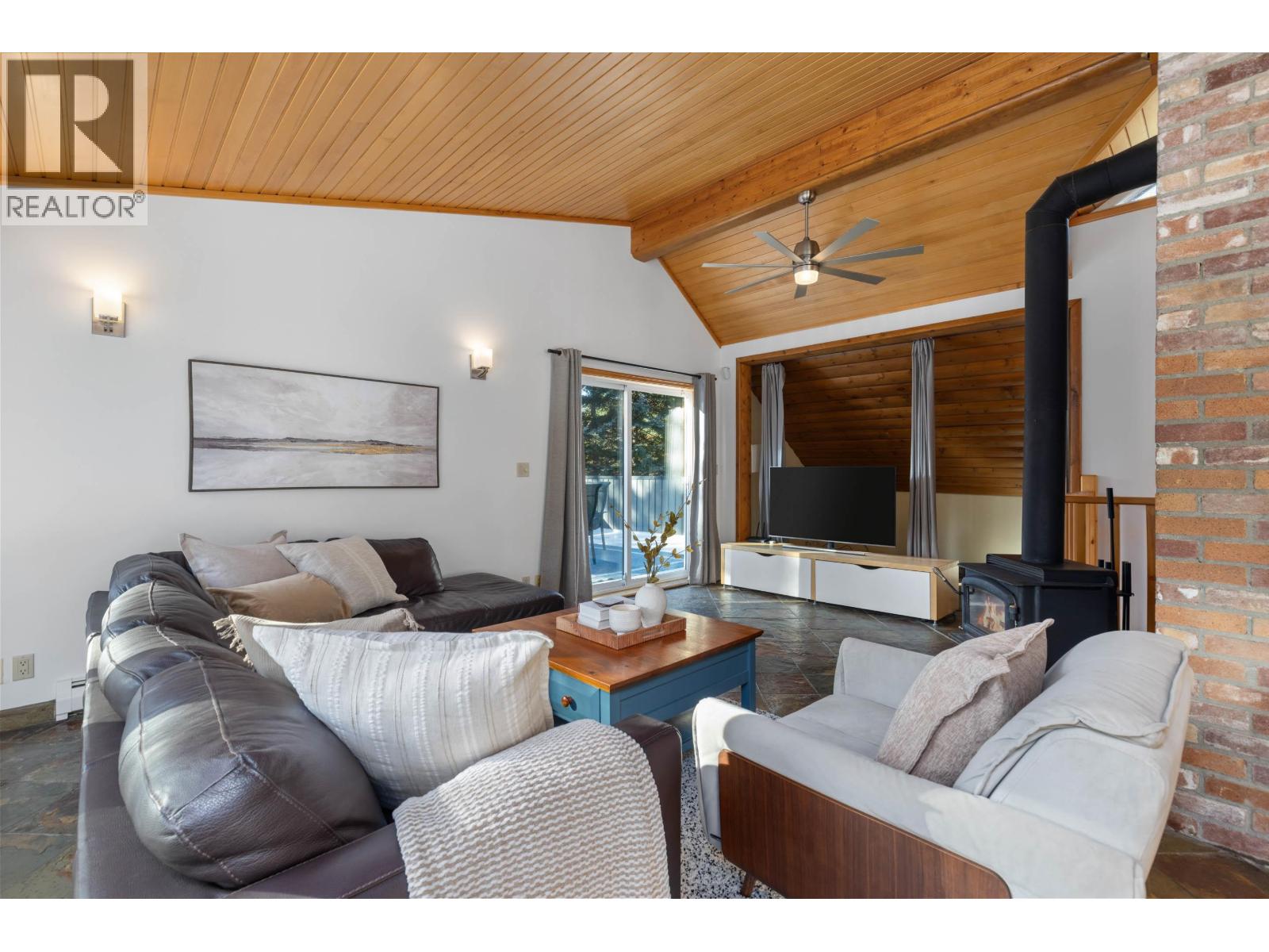 9548 Emerald Drive, Whistler, British Columbia  V8E 0G5 - Photo 12 - R3060288