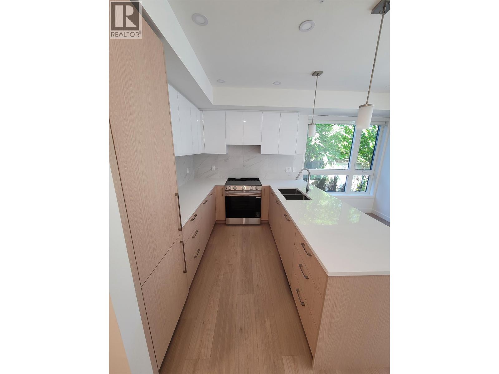 116 150 James Road, Port Moody, British Columbia  V3H 0N7 - Photo 2 - R3060292