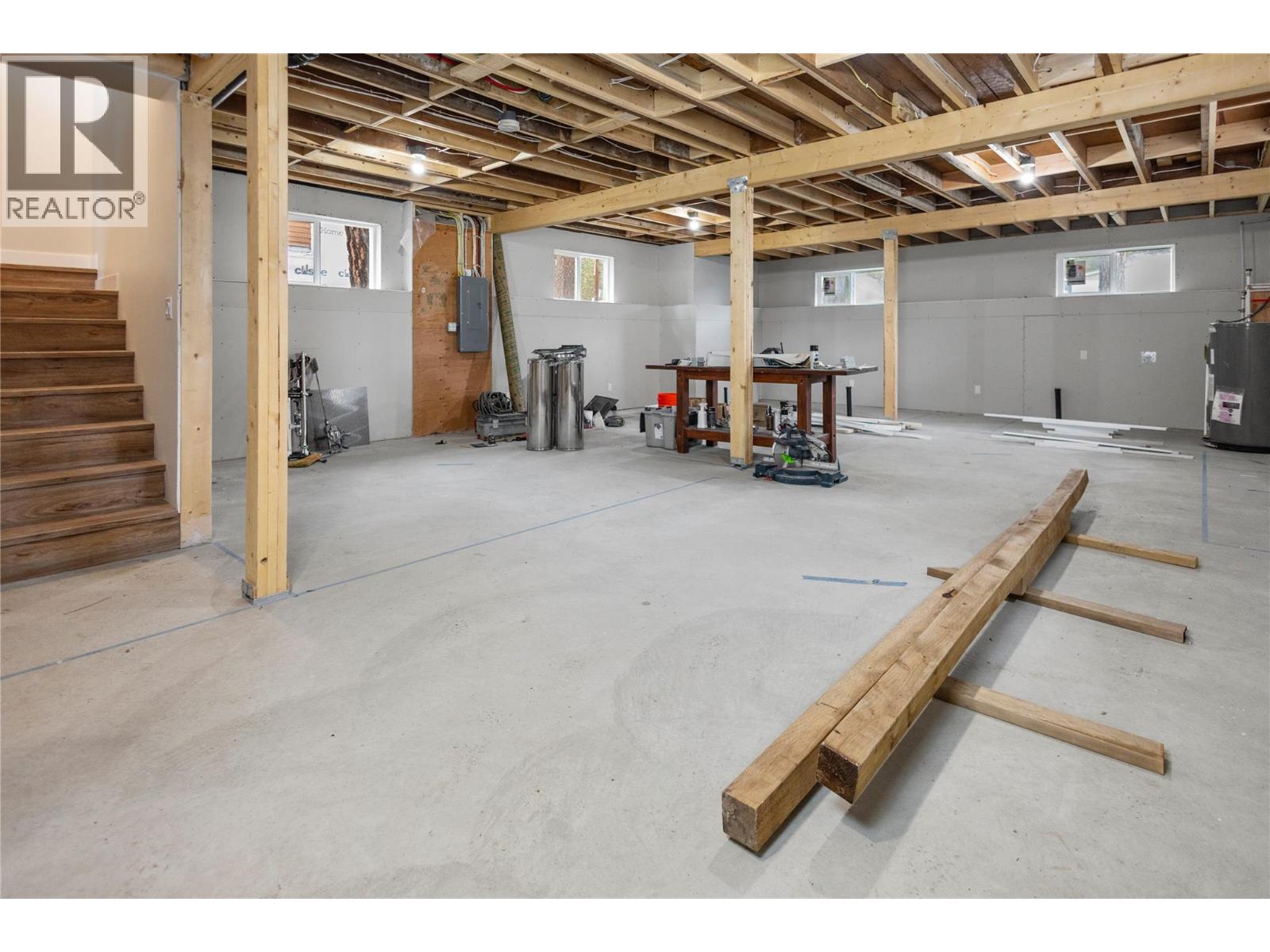 8127 Donaldson Drive, Grand Forks, British Columbia  V0H 1H2 - Photo 10 - 10366129