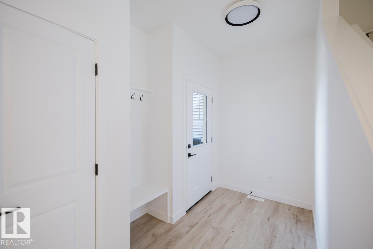8219 Kiriak Lo Sw, Edmonton, Alberta  T6M 3E4 - Photo 2 - E4462865