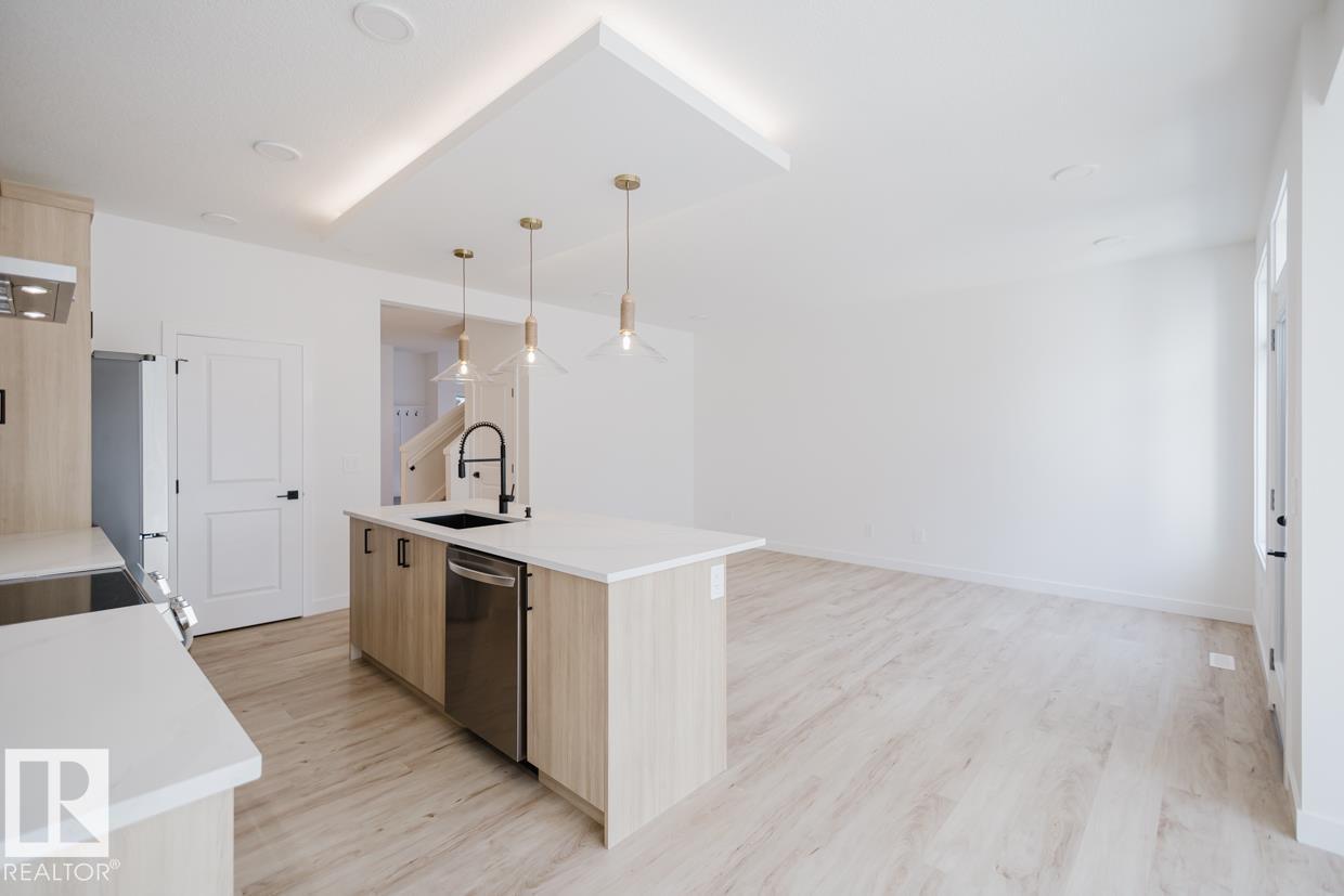 8219 Kiriak Lo Sw, Edmonton, Alberta  T6M 3E4 - Photo 23 - E4462865
