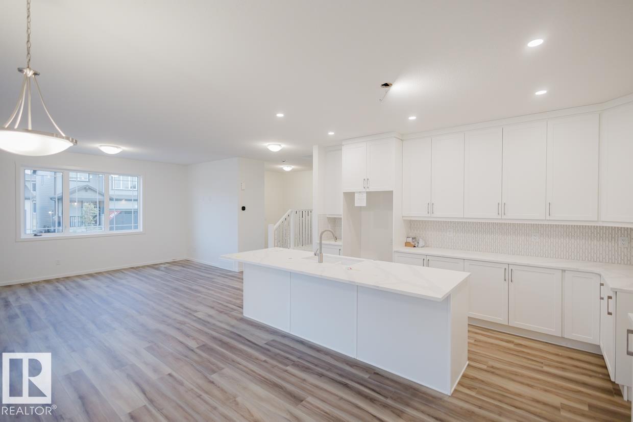 848 Stillwater Bv Nw, Edmonton, Alberta  T6M 2P5 - Photo 13 - E4462869