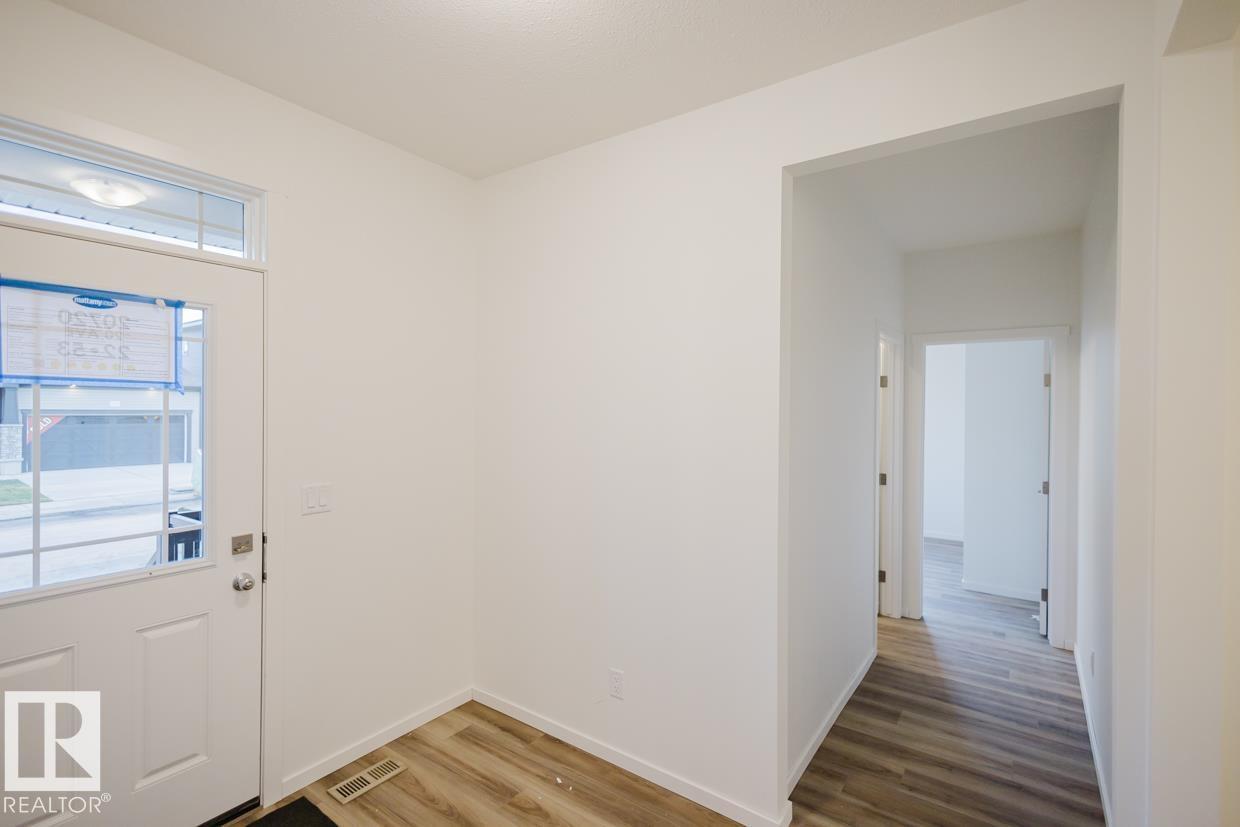 848 Stillwater Bv Nw, Edmonton, Alberta  T6M 2P5 - Photo 15 - E4462869