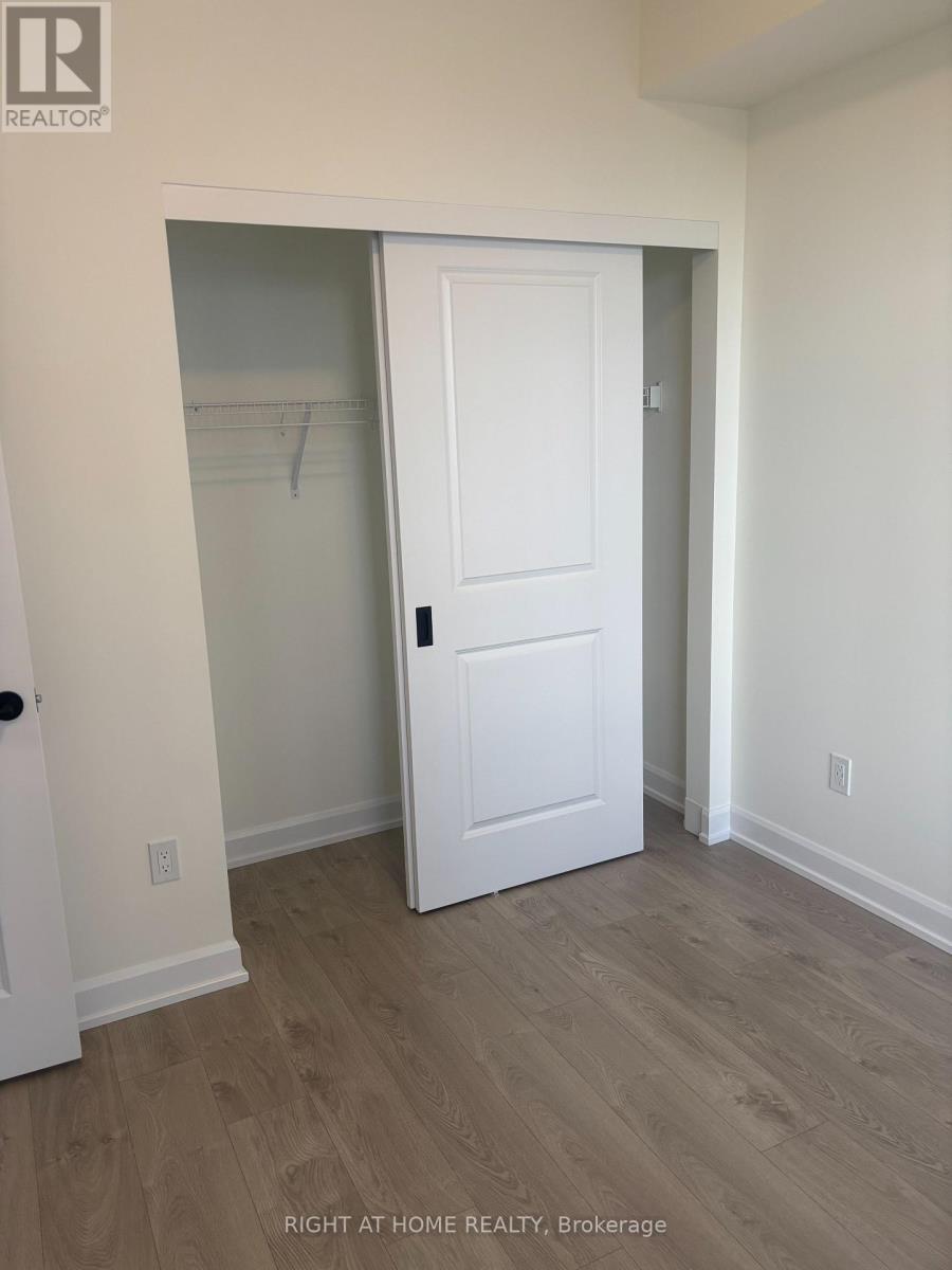 1306 - 3220 William Coltson Avenue E, Oakville, Ontario  L6H 7X9 - Photo 12 - W12420429