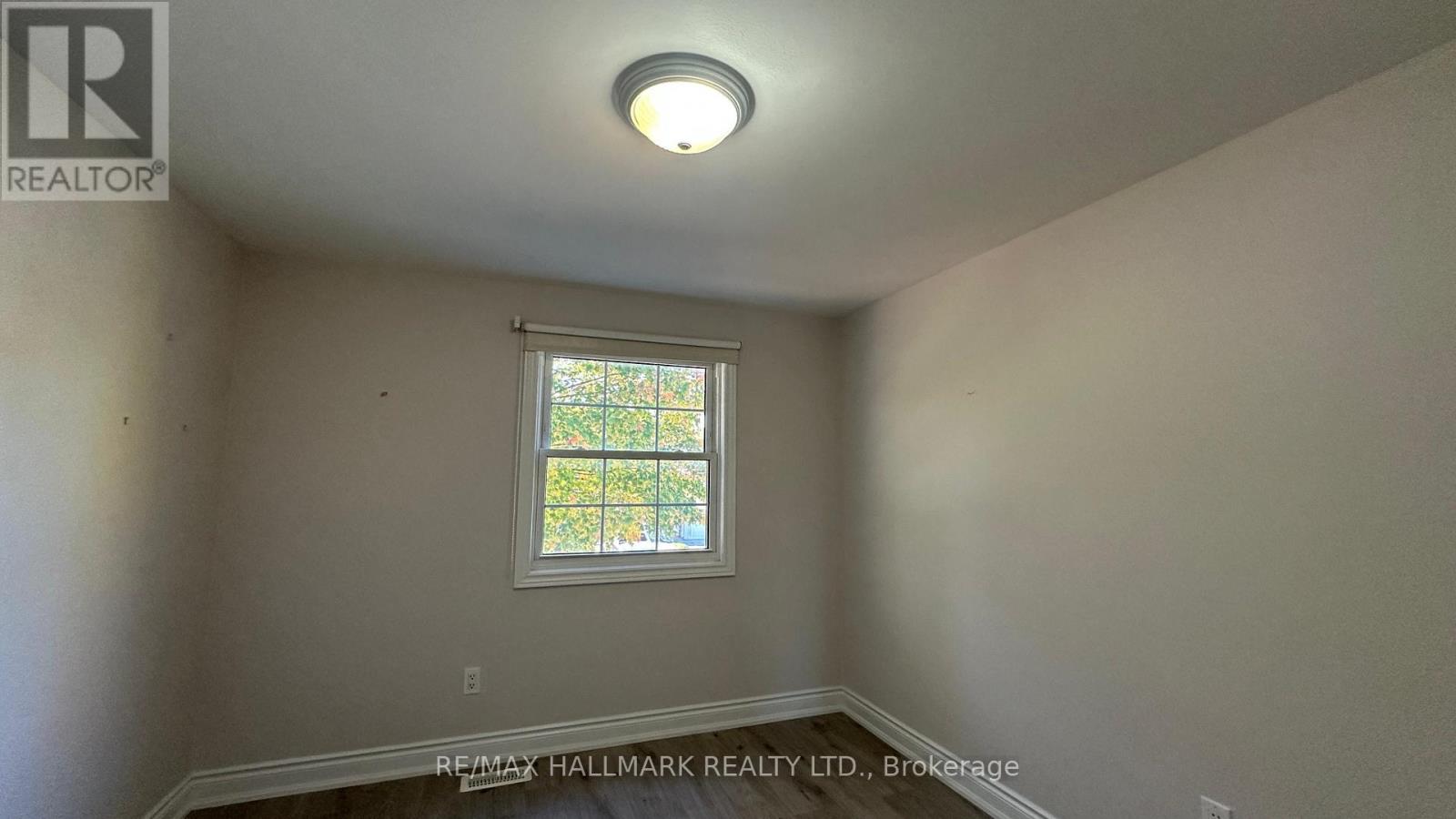361 Terry Drive, Newmarket, Ontario  L3Y 5E7 - Photo 11 - N12472807