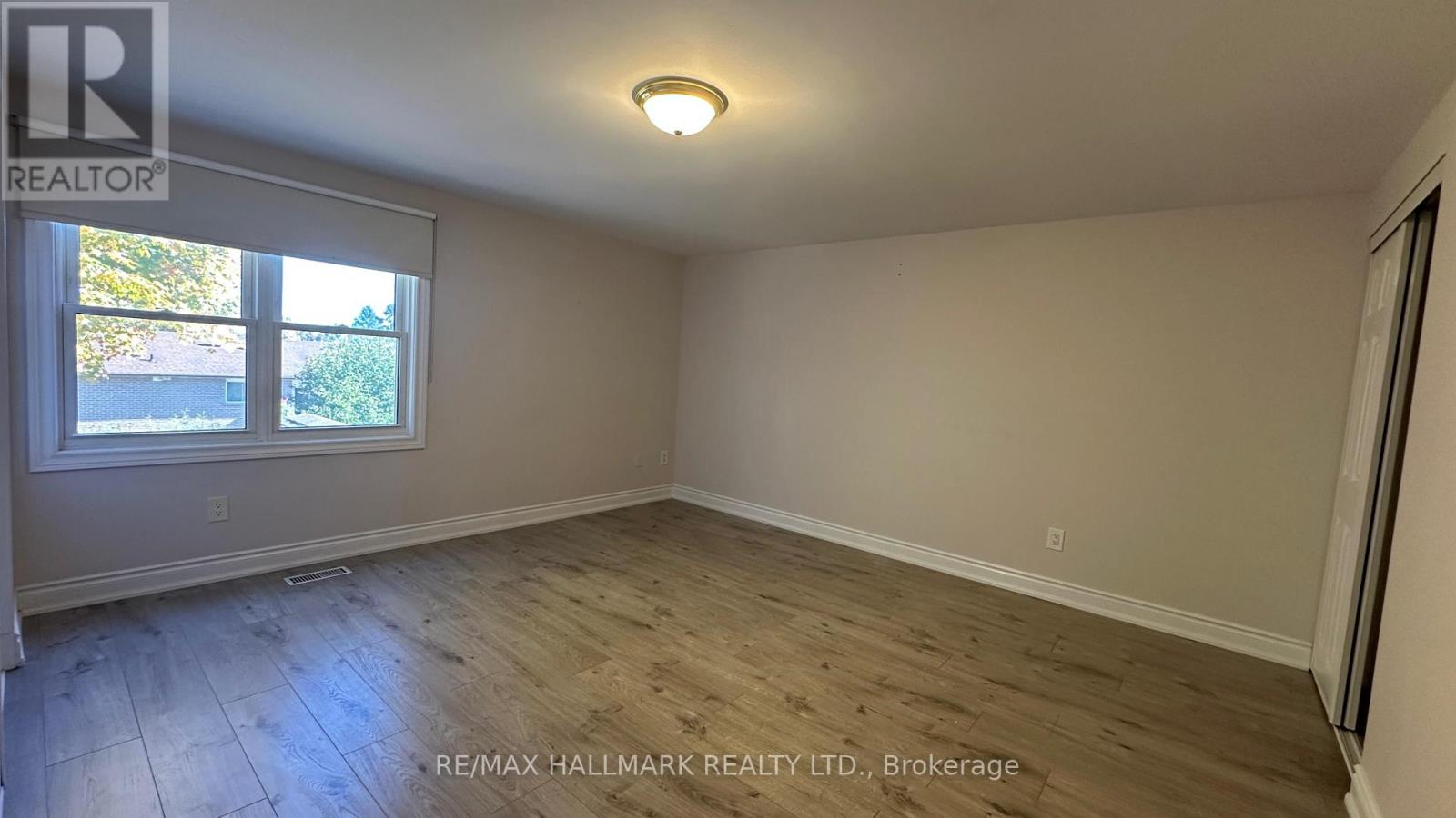 361 Terry Drive, Newmarket, Ontario  L3Y 5E7 - Photo 13 - N12472807