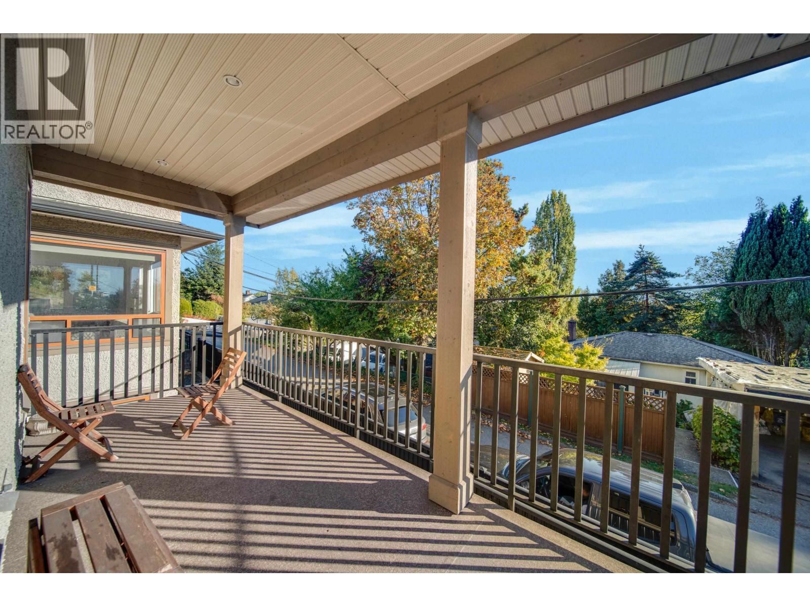 8543 Royal Oak Avenue, Burnaby, British Columbia  V5J 4L5 - Photo 12 - R3056402