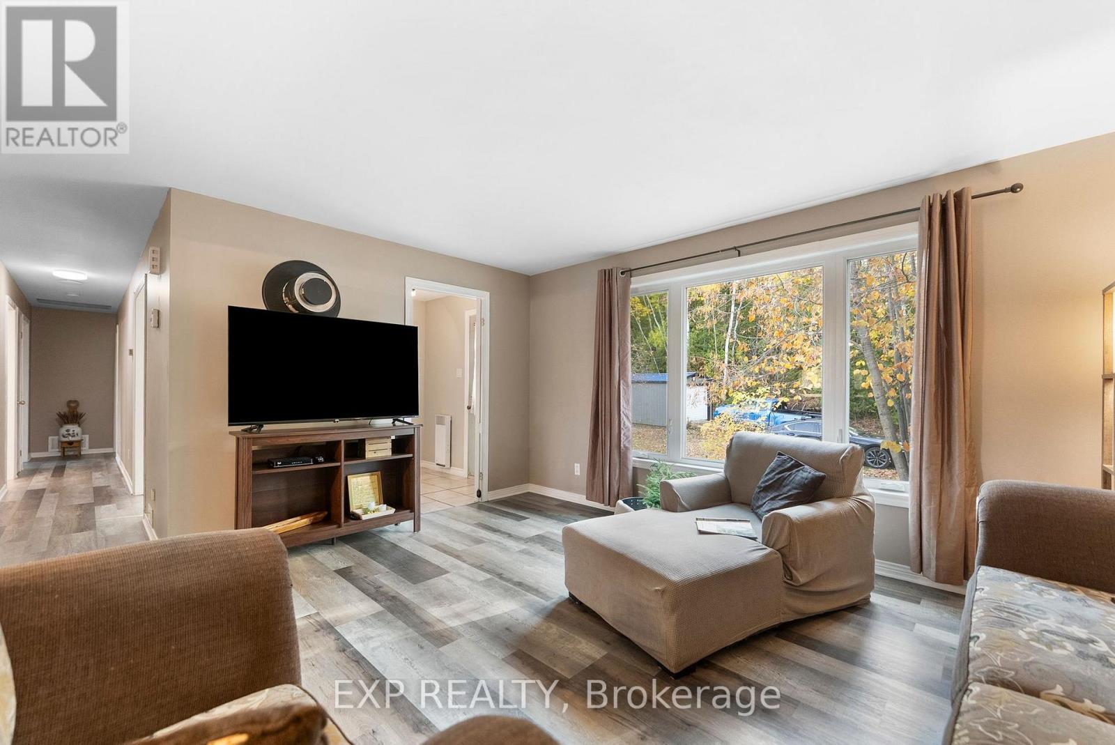164 Garden Lake Trail, Whitewater Region, Ontario  K0J 1Y0 - Photo 16 - X12472838