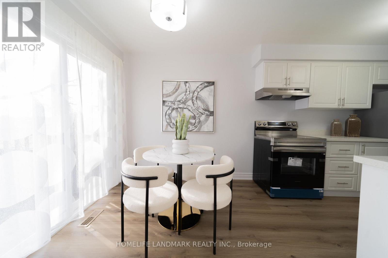 39 - 1230 Kirstie Court, Oakville, Ontario  L6H 5C3 - Photo 6 - W12472809