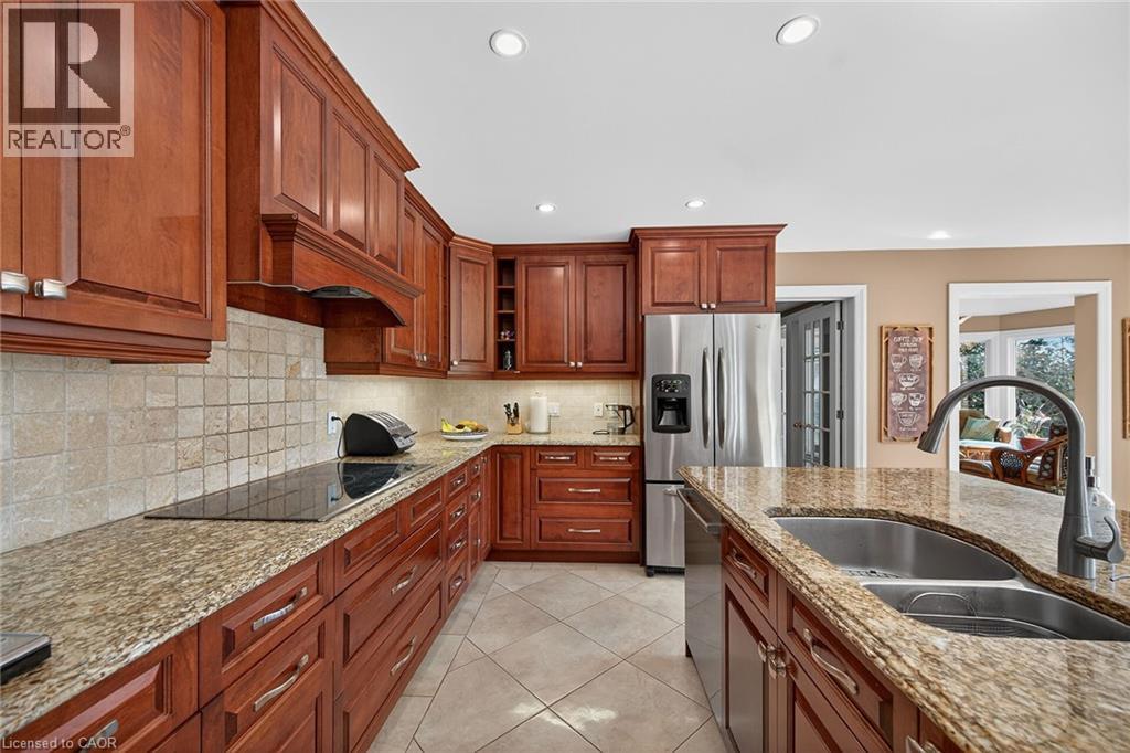112 Jerome Park Drive, Dundas, Ontario  L9H 6H3 - Photo 14 - 40780832