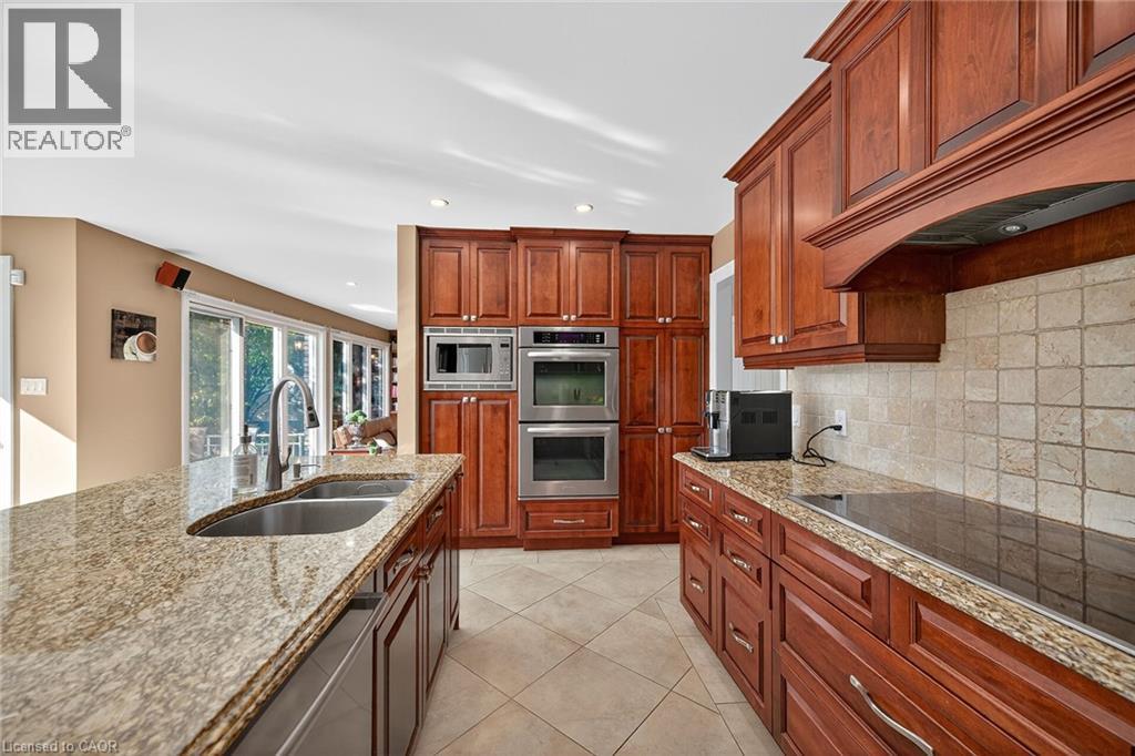 112 Jerome Park Drive, Dundas, Ontario  L9H 6H3 - Photo 16 - 40780832