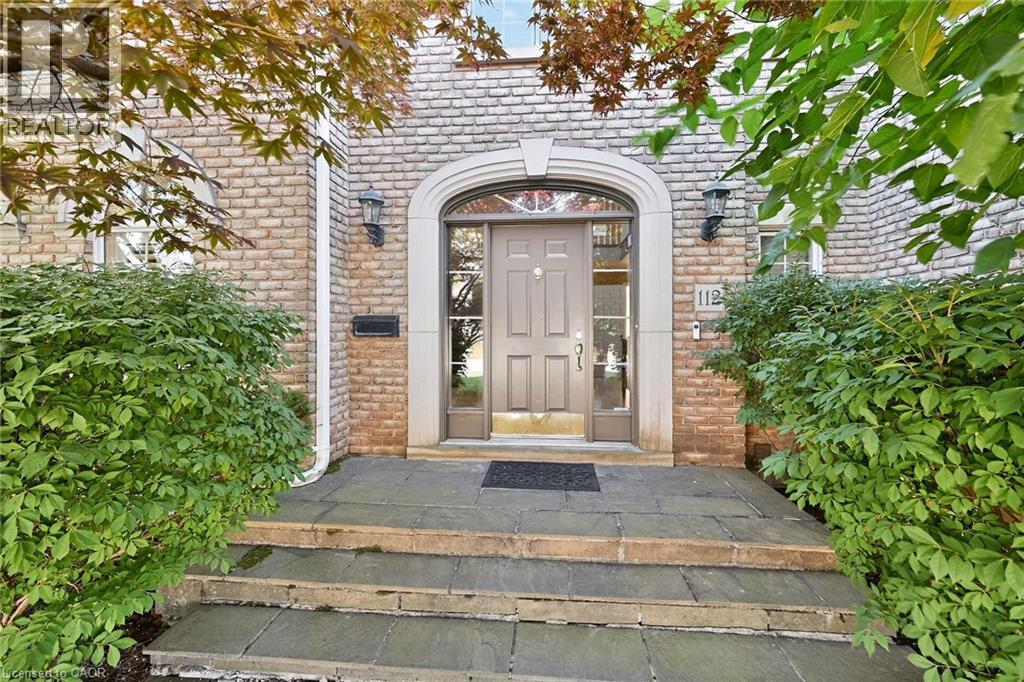 112 Jerome Park Drive, Dundas, Ontario  L9H 6H3 - Photo 2 - 40780832