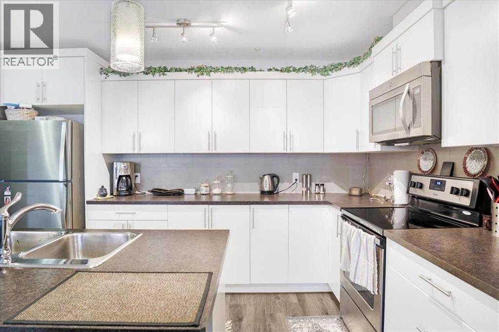 307 Skyview Ranch Grove Ne, Calgary, Alberta  T3N 0R7 - Photo 2 - A2238889