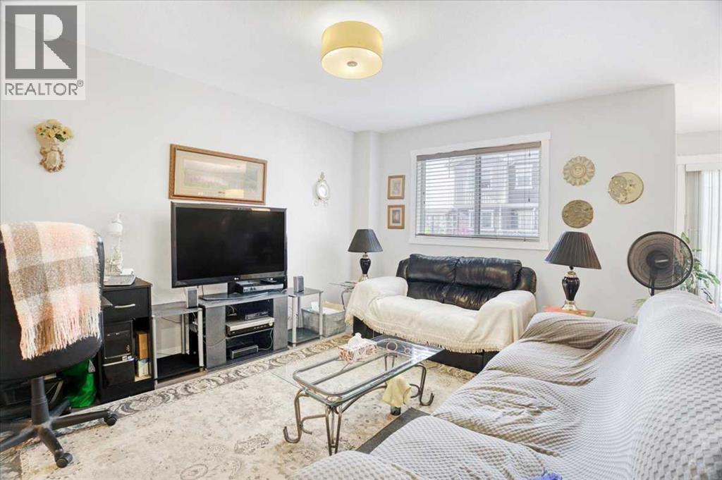 307 Skyview Ranch Grove Ne, Calgary, Alberta  T3N 0R7 - Photo 5 - A2238889