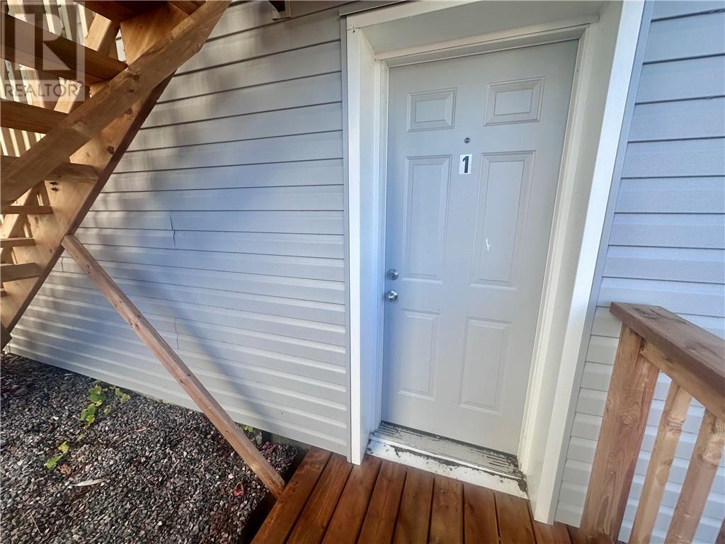 425 Bessie Avenue Unit# 1, Sudbury, Ontario  P3C 4H7 - Photo 2 - 2125318