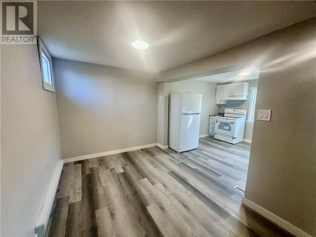 425 Bessie Avenue Unit# 1, Sudbury, Ontario  P3C 4H7 - Photo 3 - 2125318