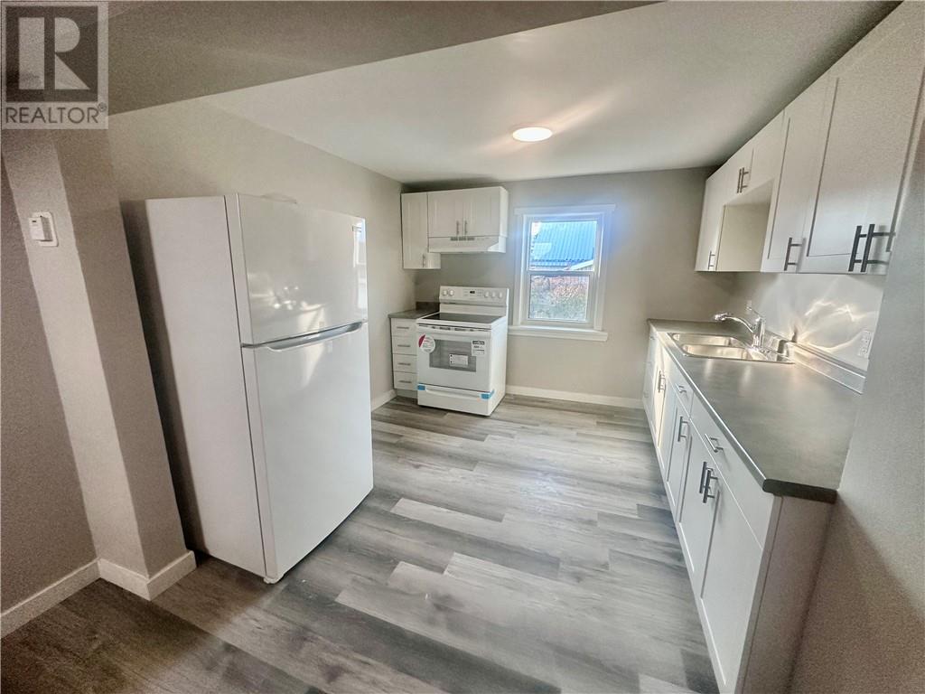 425 Bessie Avenue Unit# 1, Sudbury, Ontario  P3C 4H7 - Photo 4 - 2125318