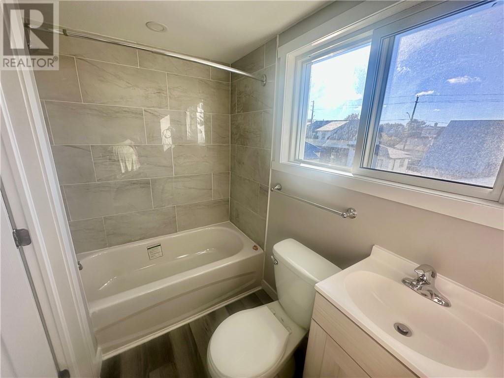 425 Bessie Avenue Unit# 2, Sudbury, Ontario  P3C 4H7 - Photo 10 - 2125317