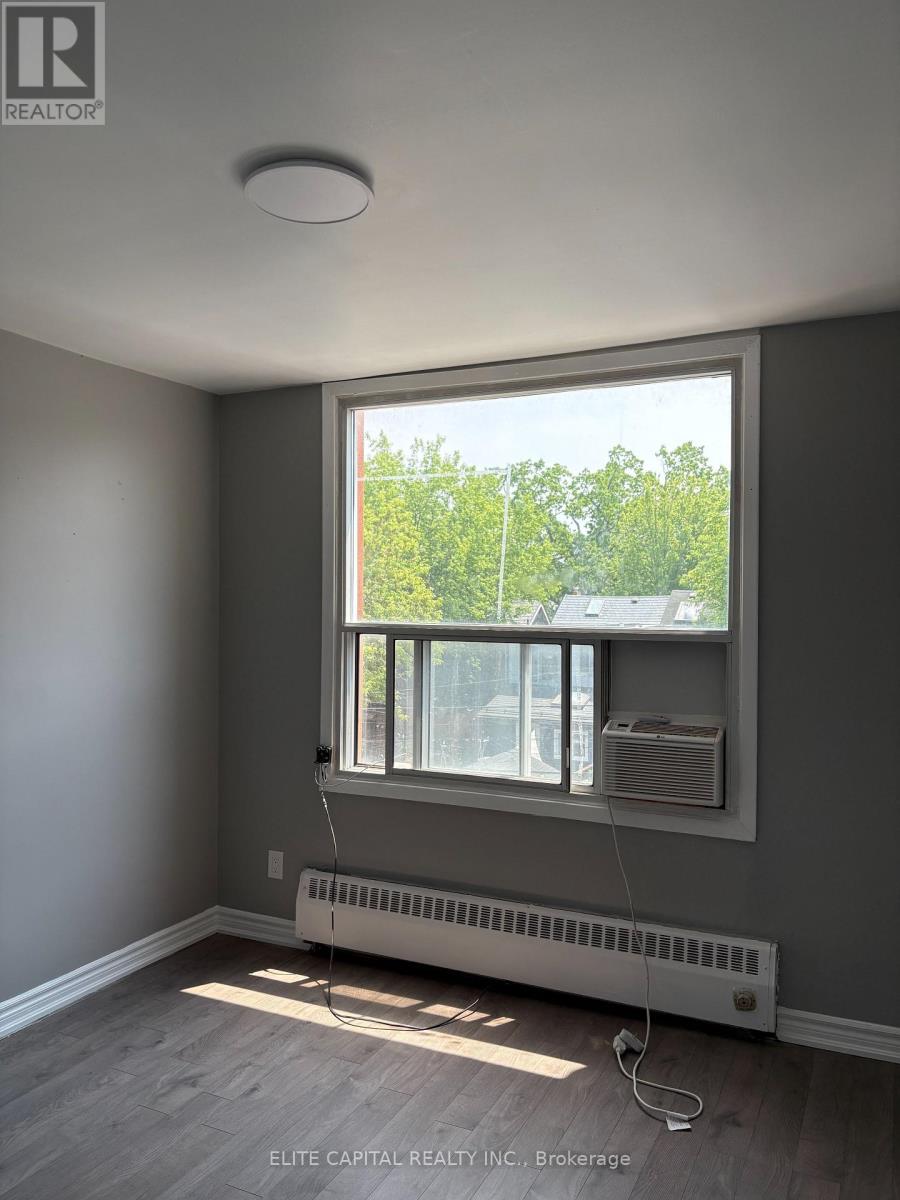 Unit B - 2183 Danforth Avenue, Toronto, Ontario  M4C 1K4 - Photo 15 - E12472821