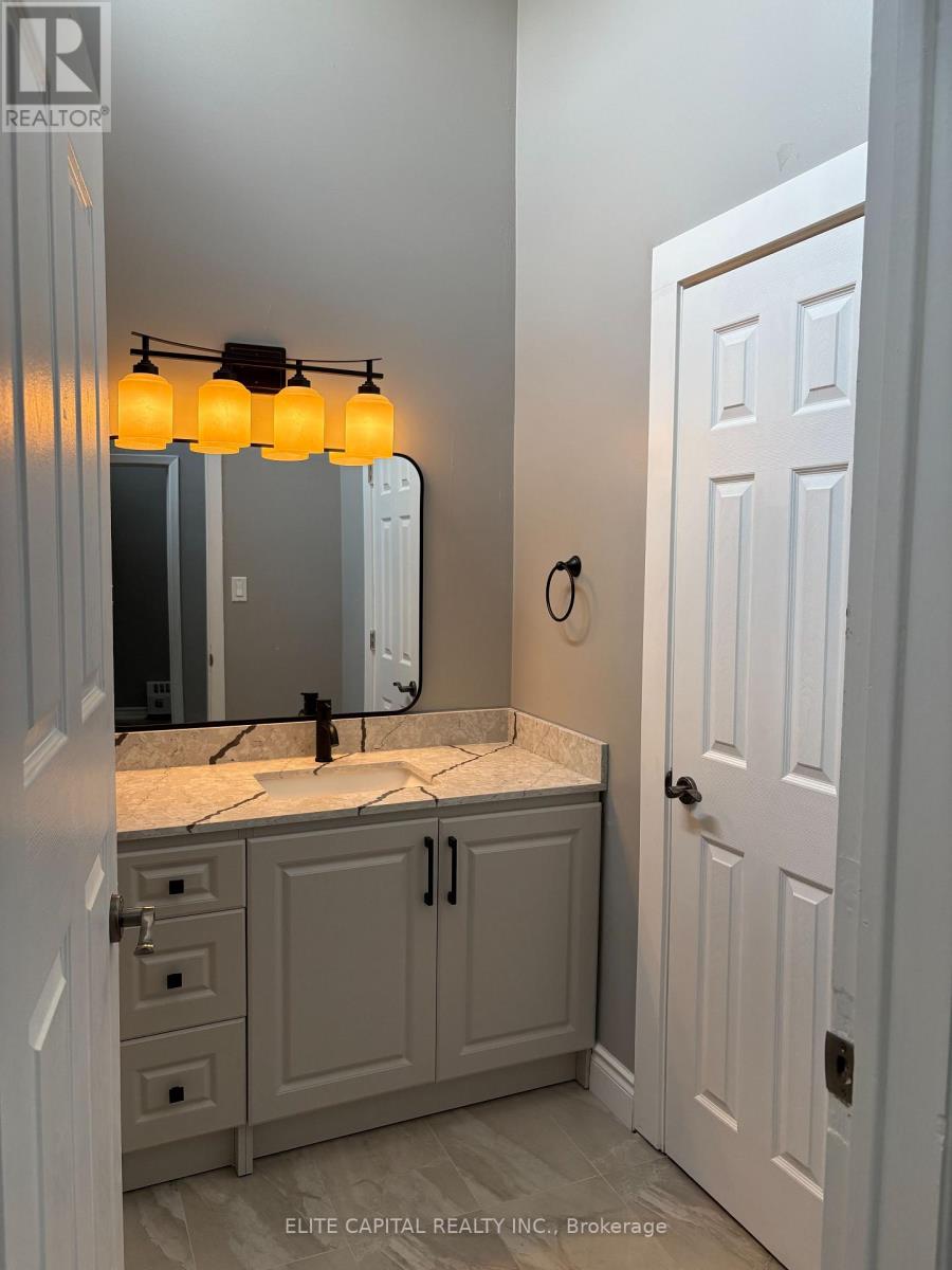 Unit B - 2183 Danforth Avenue, Toronto, Ontario  M4C 1K4 - Photo 2 - E12472821