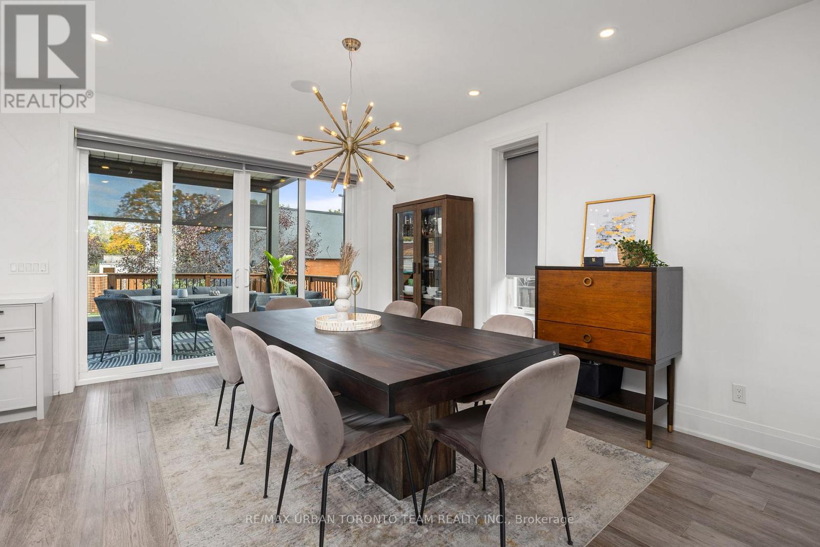 58 Manitoba Street, Toronto, Ontario  M8Y 1C9 - Photo 11 - W12472749