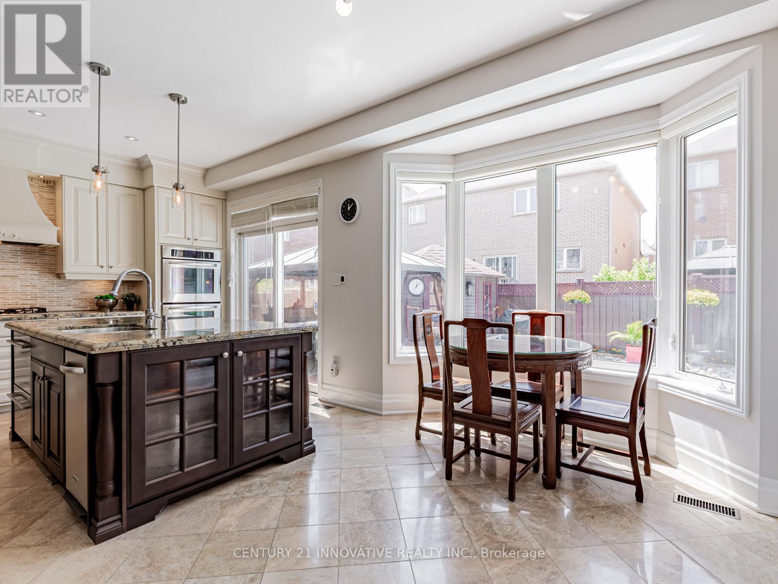 7 Stonechurch Crescent, Markham (Box Grove), Ontario  L6B 0L3 - Photo 18 - N12472832