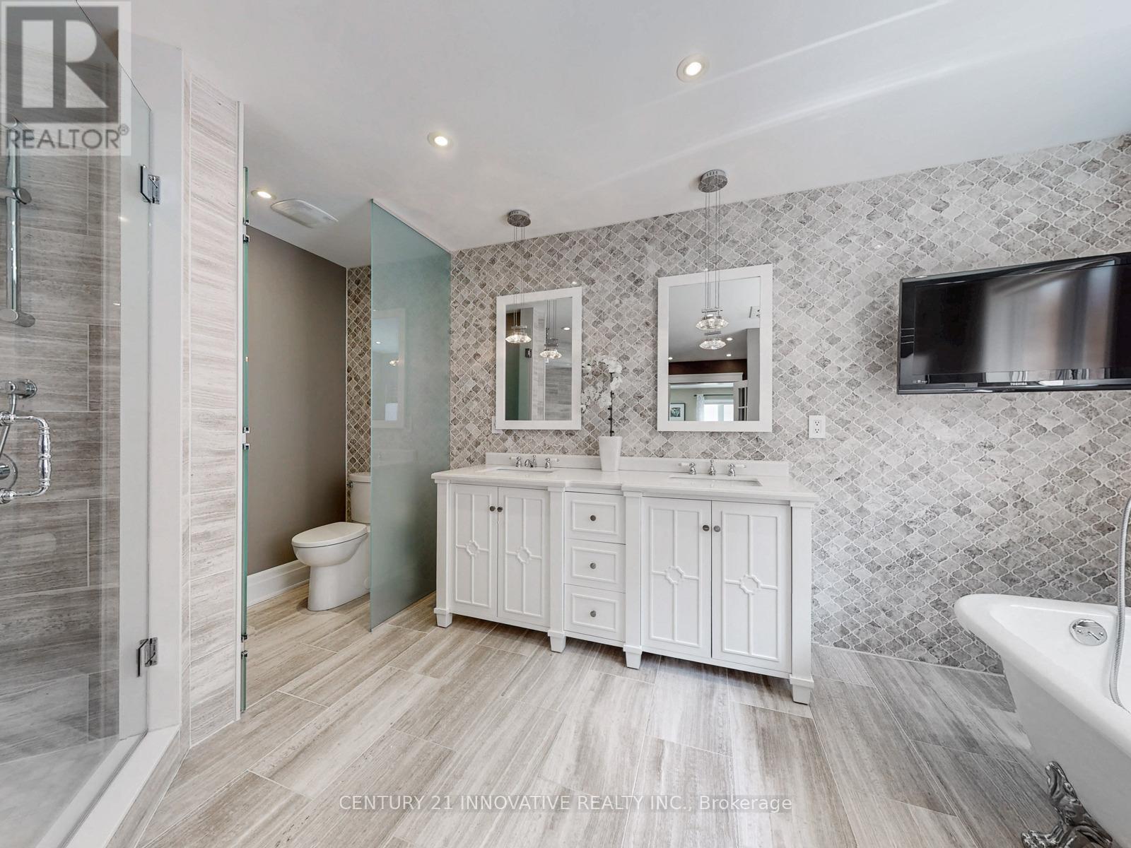 7 Stonechurch Crescent, Markham (Box Grove), Ontario  L6B 0L3 - Photo 24 - N12472832