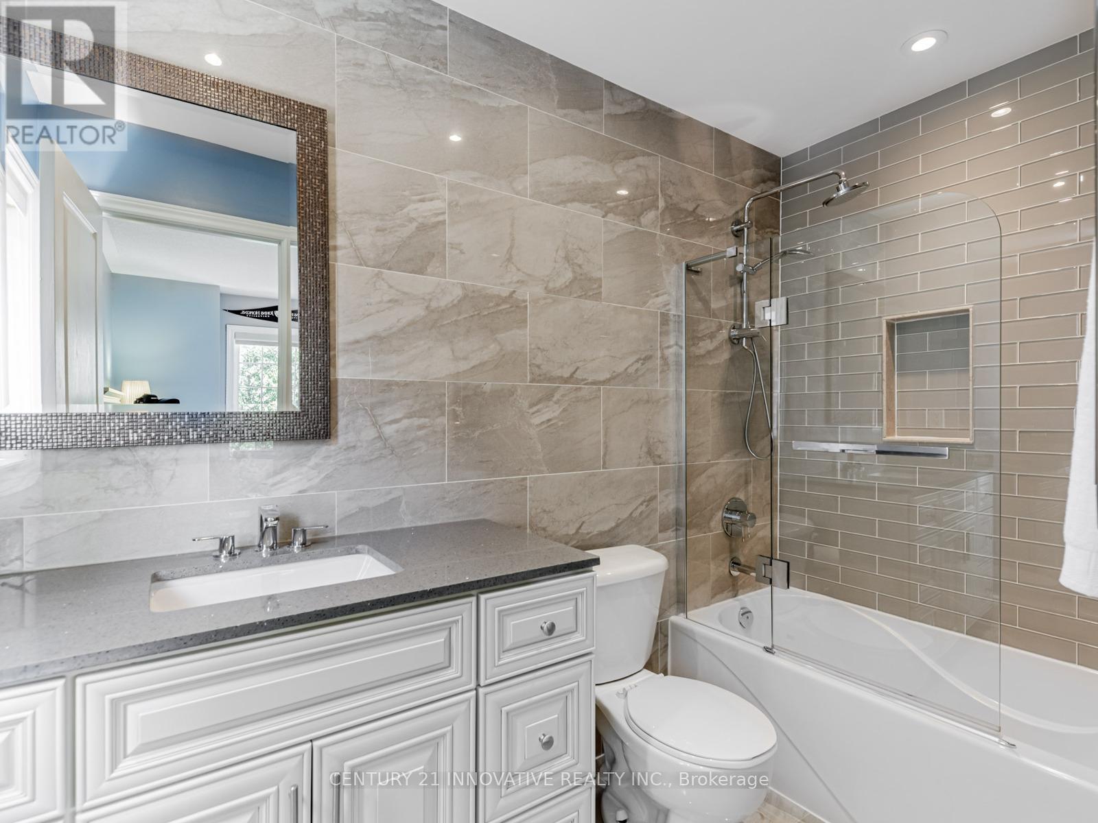 7 Stonechurch Crescent, Markham (Box Grove), Ontario  L6B 0L3 - Photo 29 - N12472832