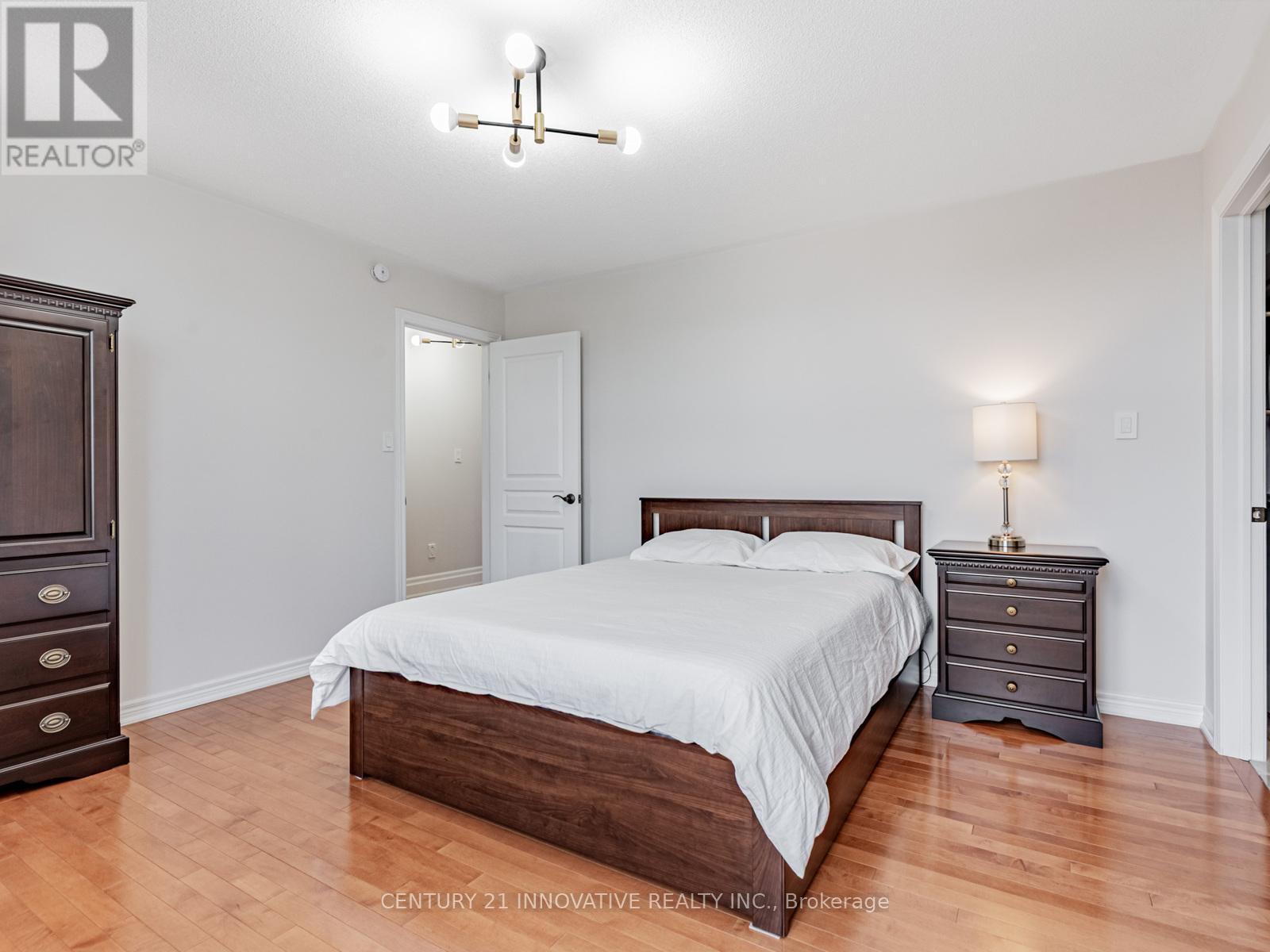 7 Stonechurch Crescent, Markham (Box Grove), Ontario  L6B 0L3 - Photo 33 - N12472832