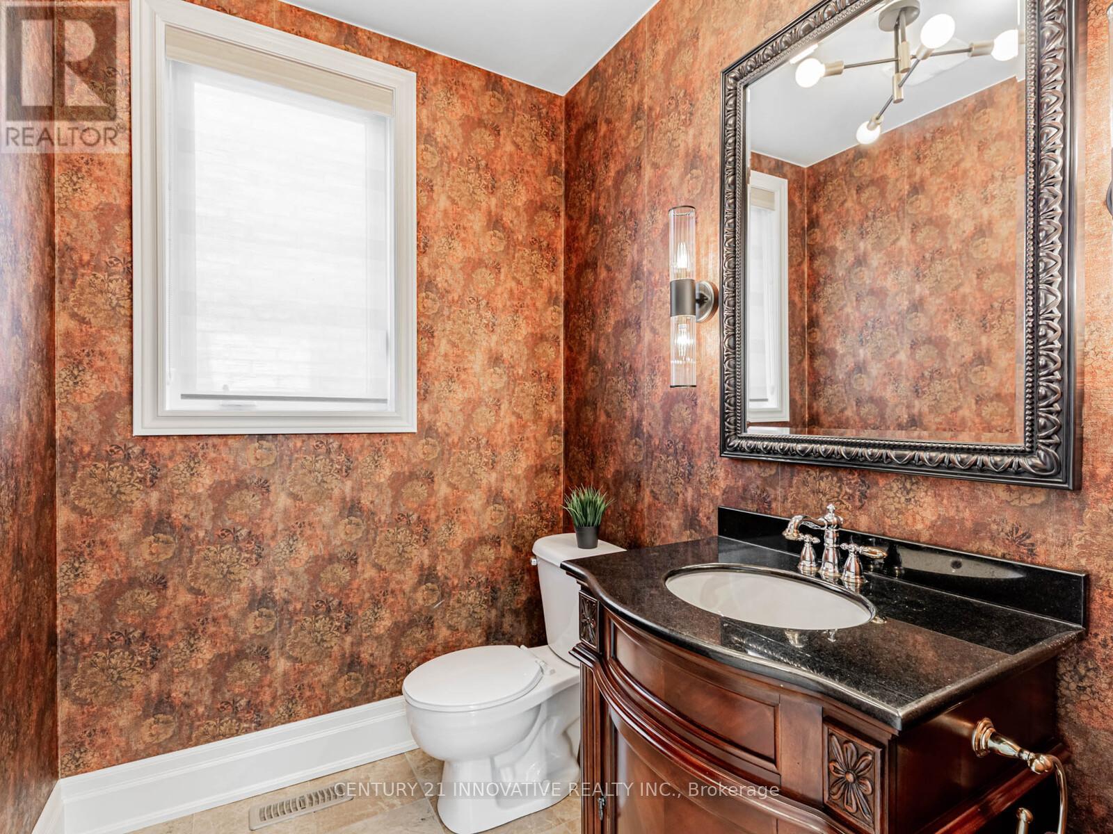 7 Stonechurch Crescent, Markham (Box Grove), Ontario  L6B 0L3 - Photo 9 - N12472832