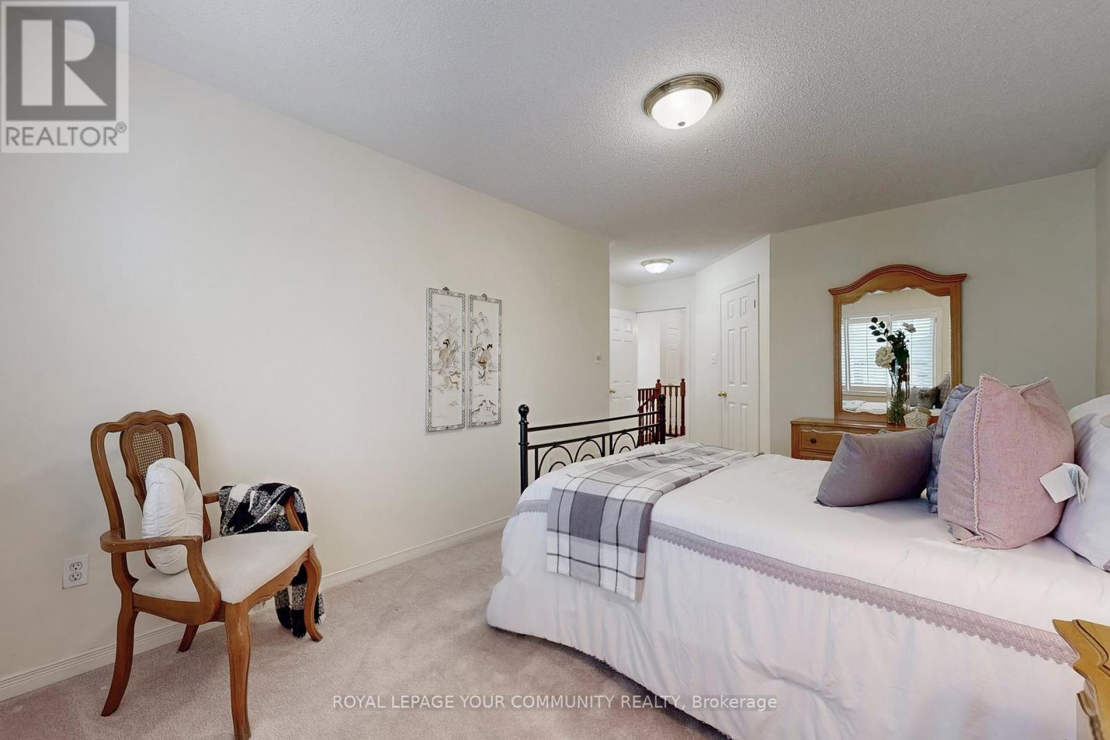 44 Tumbleweed Court, Vaughan, Ontario  L4L 8Y6 - Photo 19 - N12472837