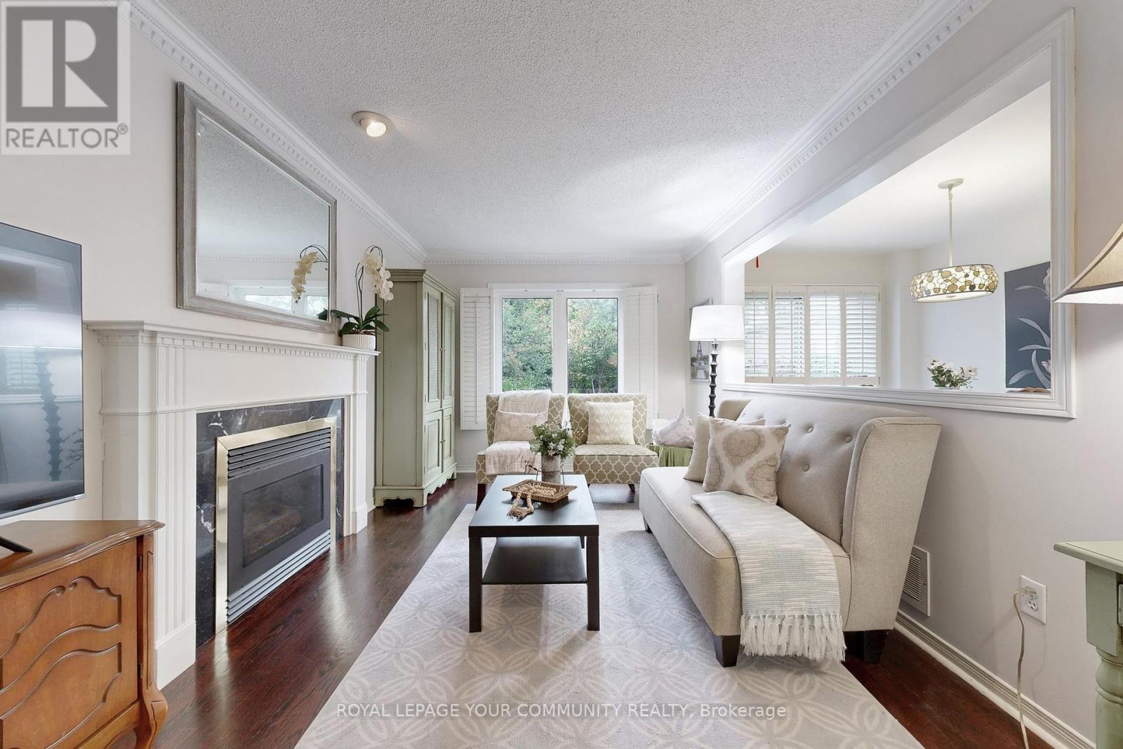 44 Tumbleweed Court, Vaughan, Ontario  L4L 8Y6 - Photo 8 - N12472837