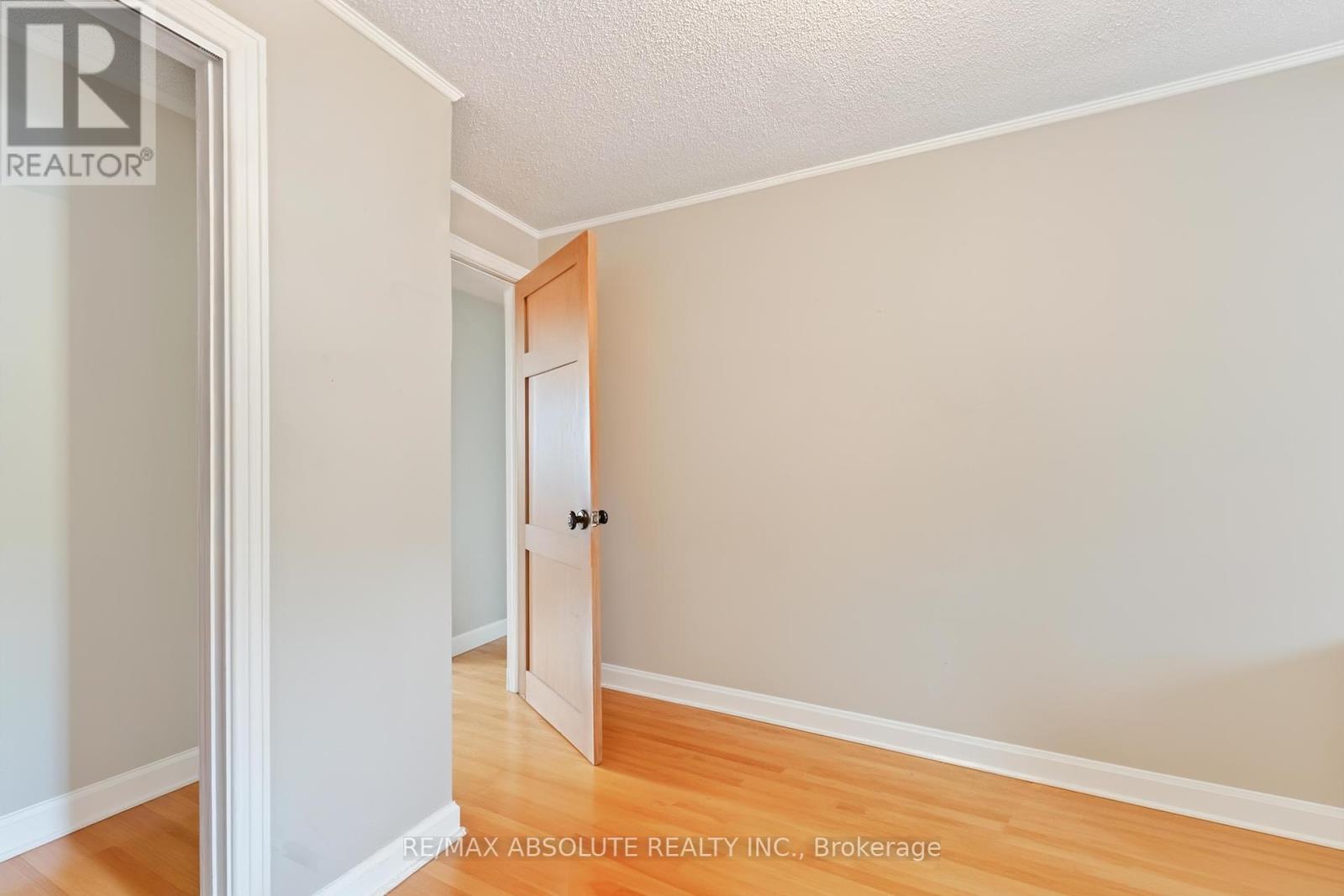 2492 Chasseur Avenue, Ottawa, Ontario  K1V 8E8 - Photo 35 - X12409831