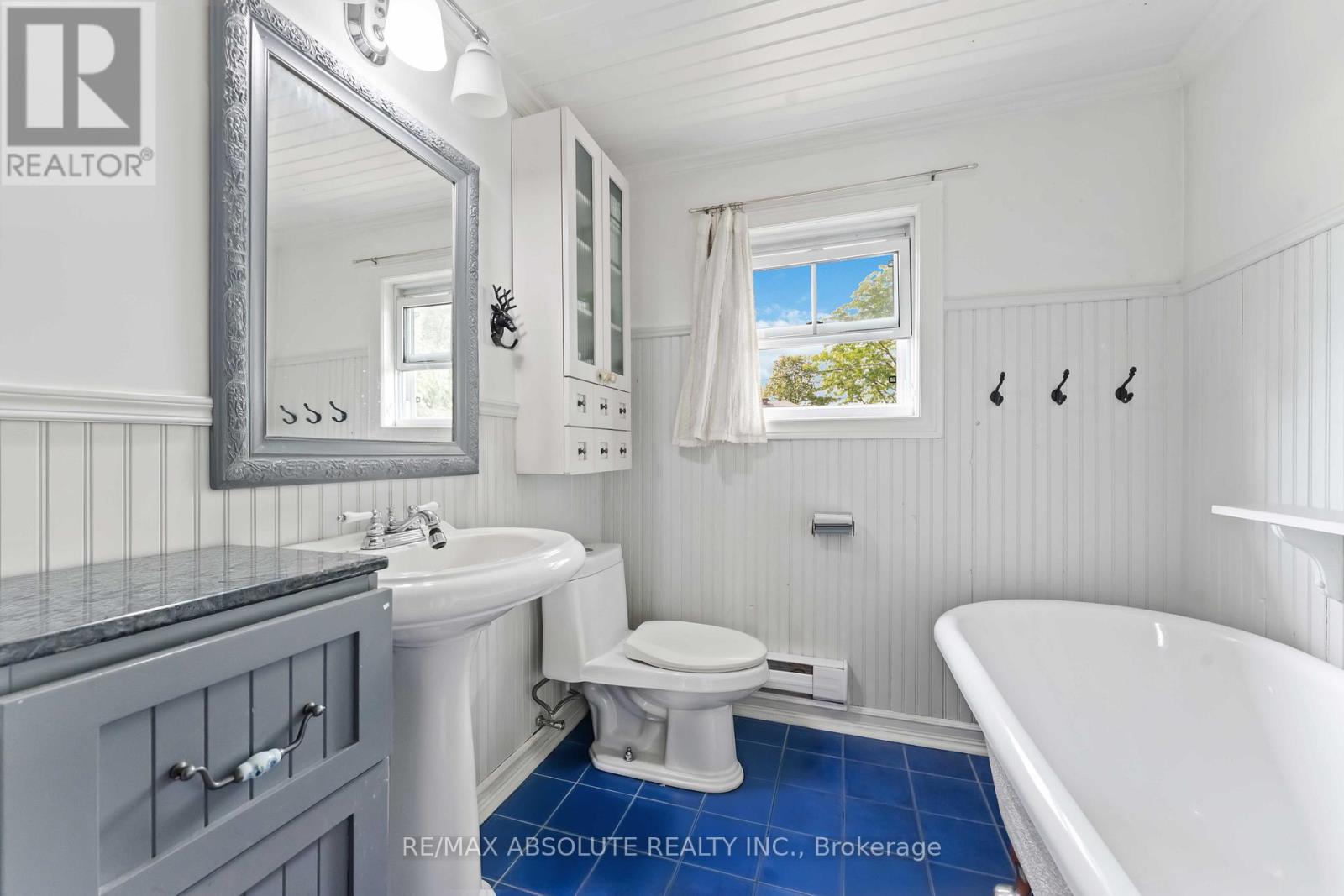 2492 Chasseur Avenue, Ottawa, Ontario  K1V 8E8 - Photo 36 - X12409831