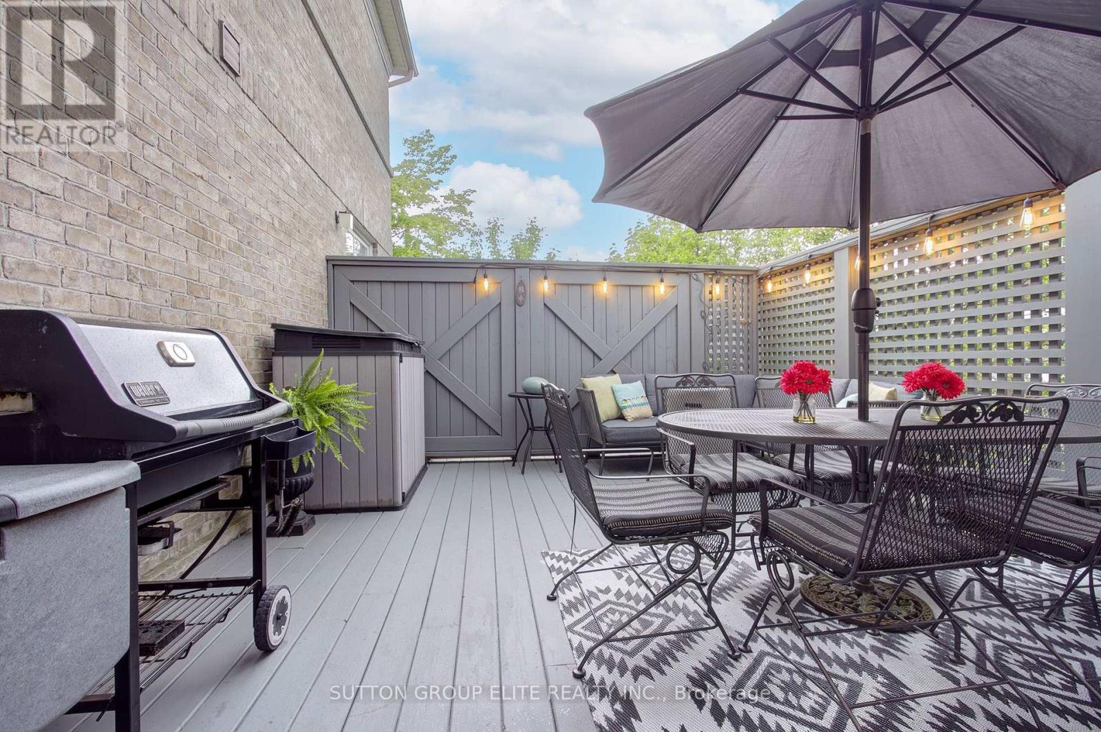 16 Nautical Lane, Toronto (Mimico), Ontario  M8V 4E7 - Photo 31 - W12472818