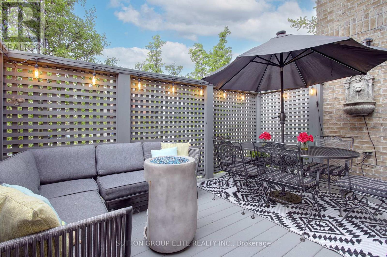 16 Nautical Lane, Toronto (Mimico), Ontario  M8V 4E7 - Photo 32 - W12472818