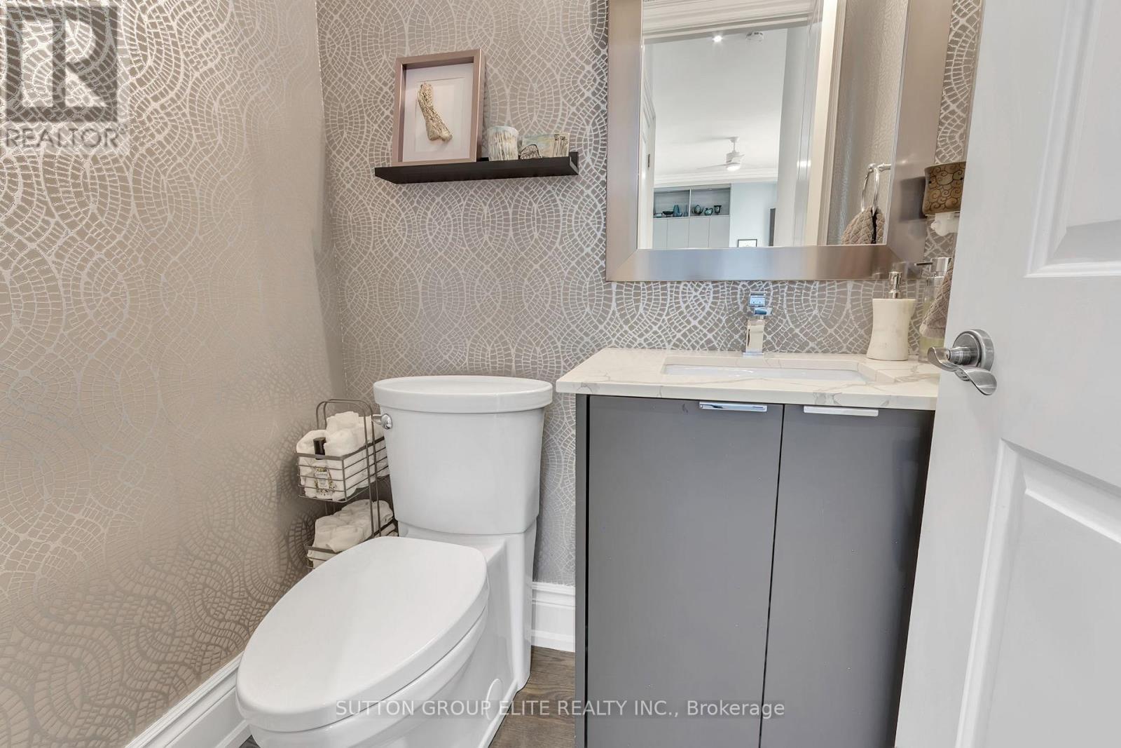 16 Nautical Lane, Toronto (Mimico), Ontario  M8V 4E7 - Photo 38 - W12472818