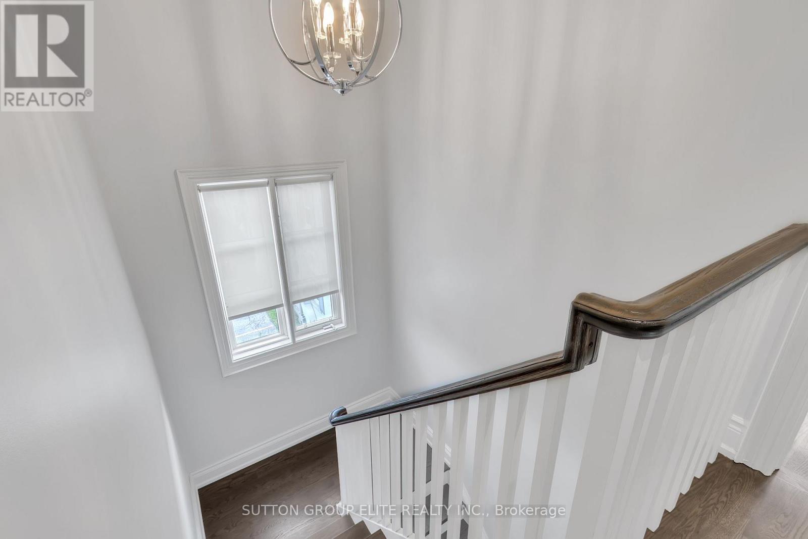 16 Nautical Lane, Toronto (Mimico), Ontario  M8V 4E7 - Photo 39 - W12472818