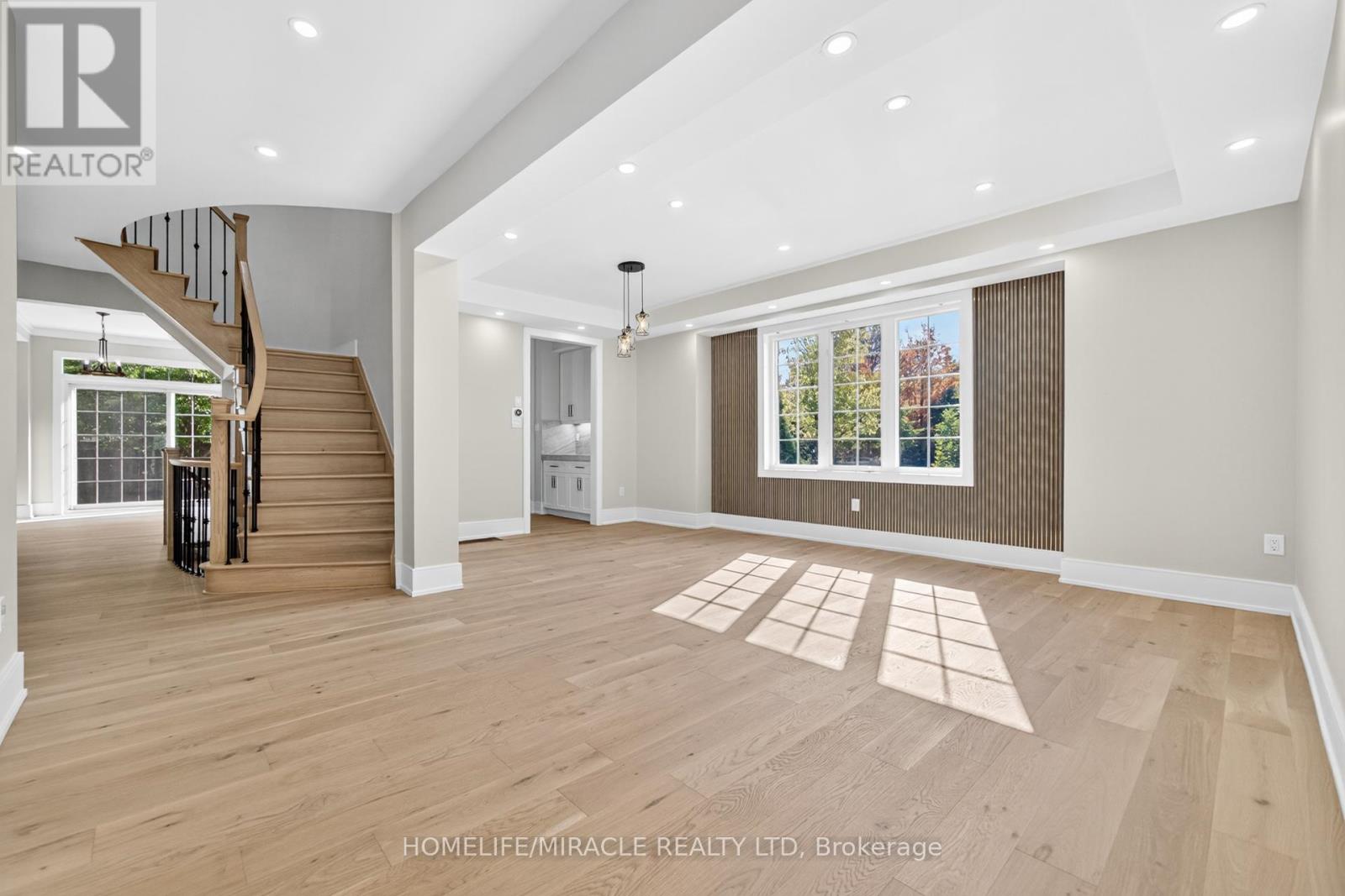 466 Nautical Boulevard, Oakville (Br Bronte), Ontario  L6L 0A5 - Photo 10 - W12472819