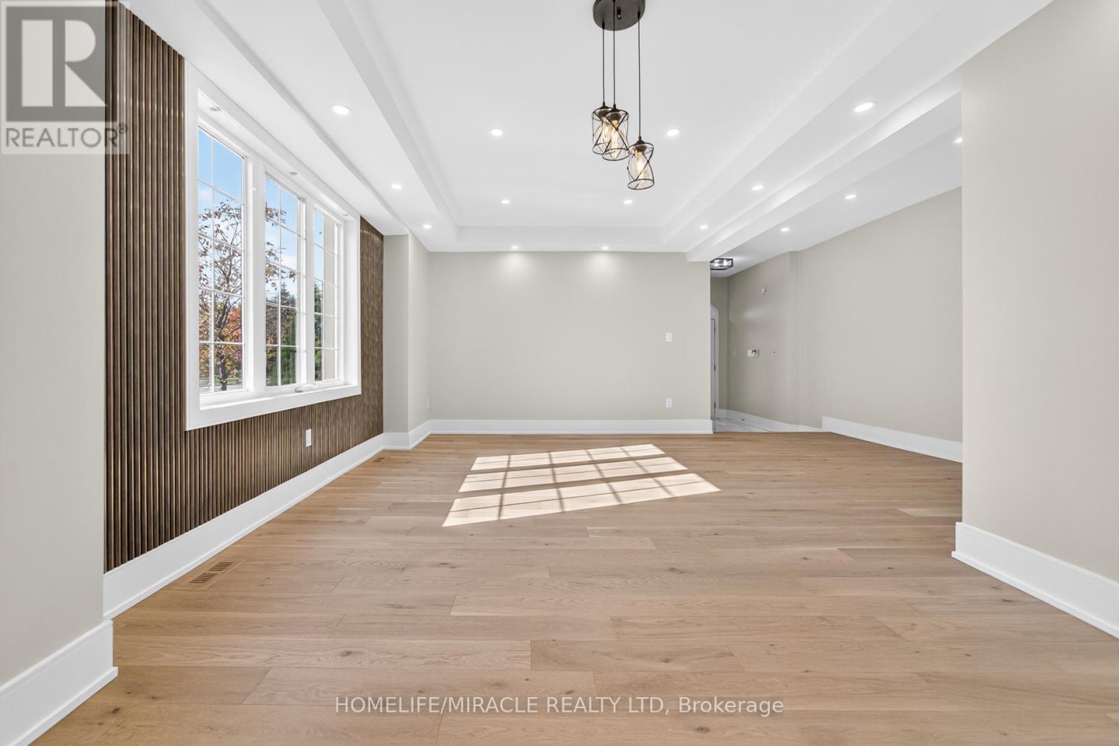 466 Nautical Boulevard, Oakville (Br Bronte), Ontario  L6L 0A5 - Photo 13 - W12472819