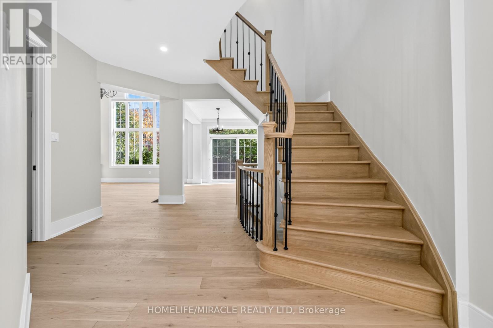 466 Nautical Boulevard, Oakville (Br Bronte), Ontario  L6L 0A5 - Photo 14 - W12472819