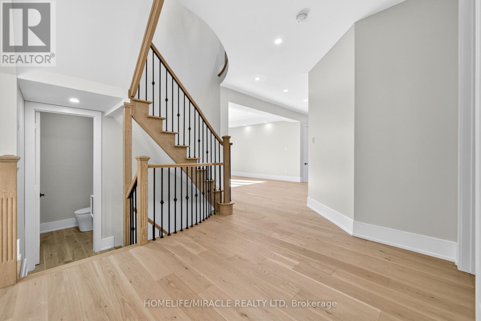 466 Nautical Boulevard, Oakville (Br Bronte), Ontario  L6L 0A5 - Photo 15 - W12472819