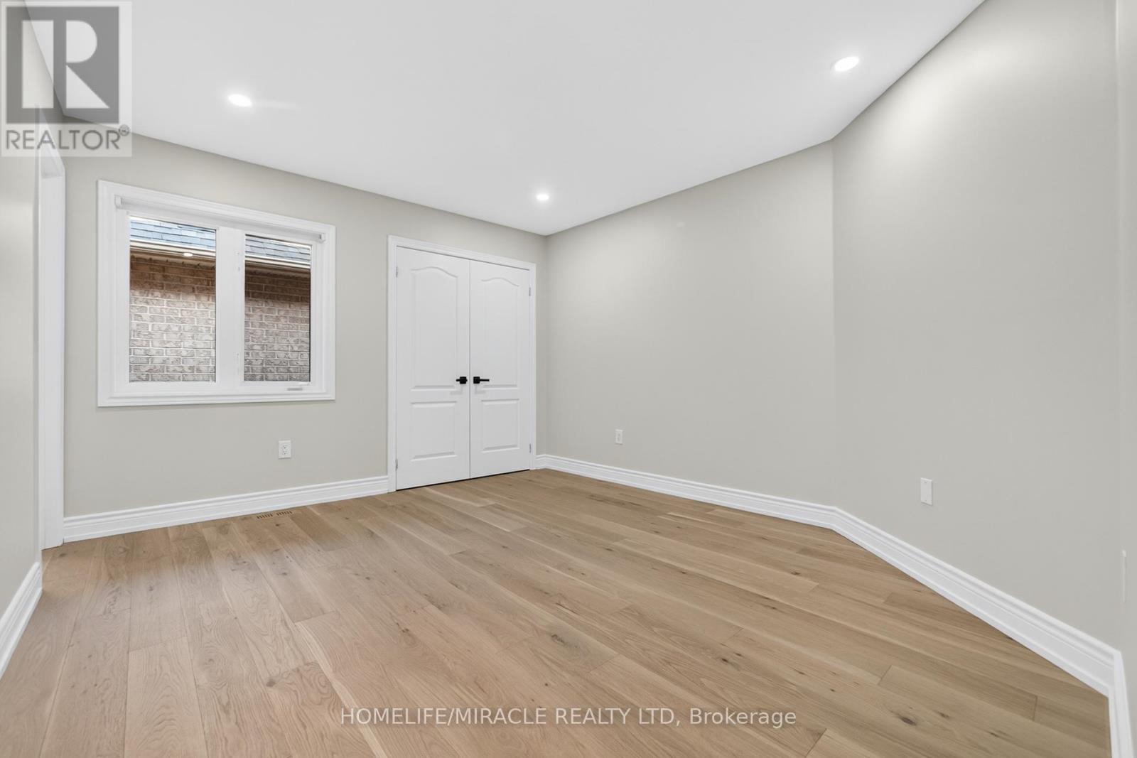 466 Nautical Boulevard, Oakville (Br Bronte), Ontario  L6L 0A5 - Photo 39 - W12472819