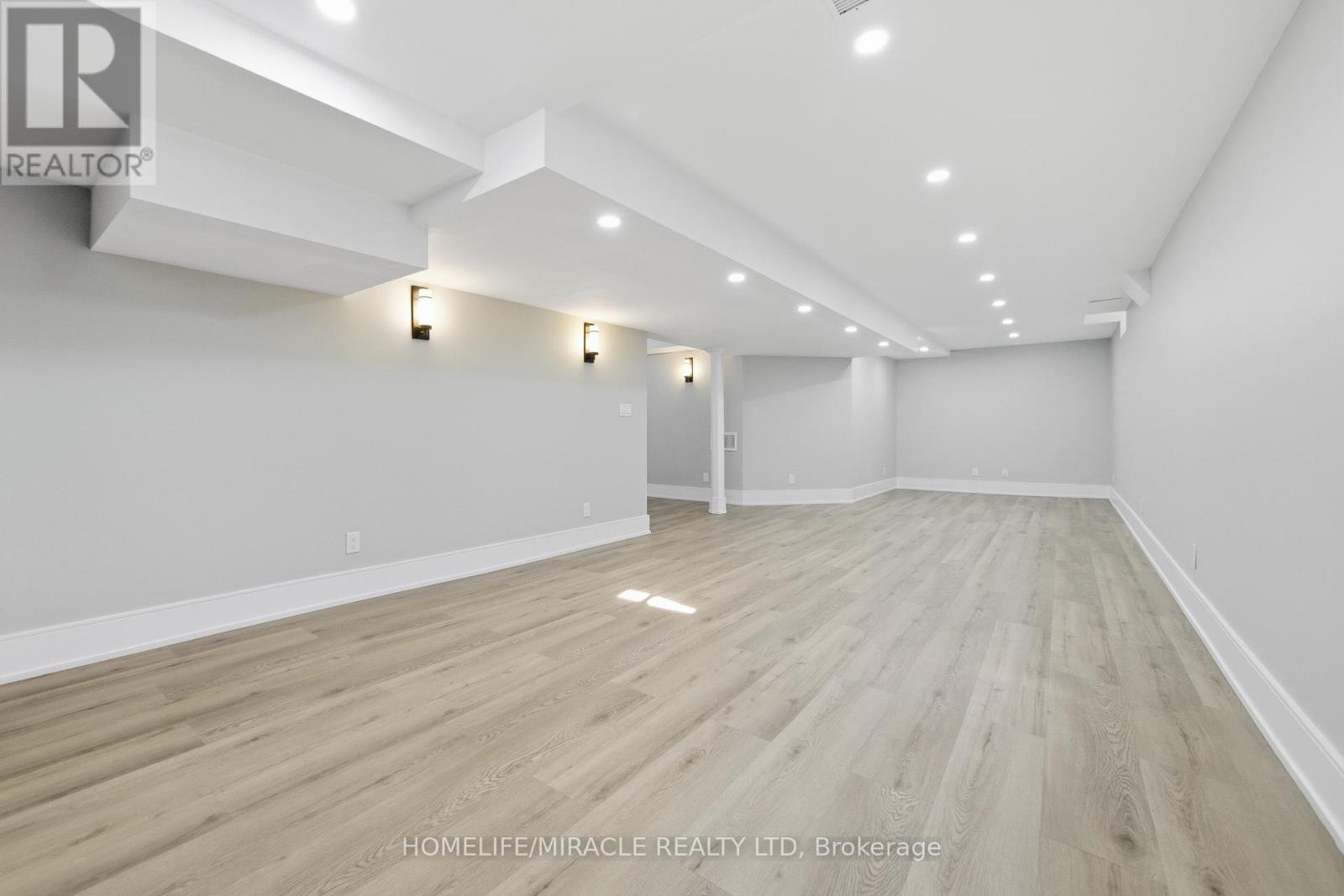 466 Nautical Boulevard, Oakville (Br Bronte), Ontario  L6L 0A5 - Photo 47 - W12472819