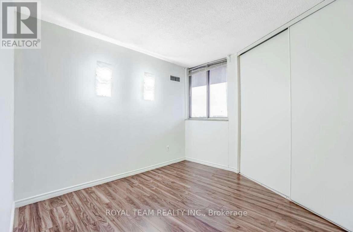 1001 - 10 Martha Eaton Way, Toronto (Brookhaven-Amesbury), Ontario  M6N 5B3 - Photo 11 - W12472825