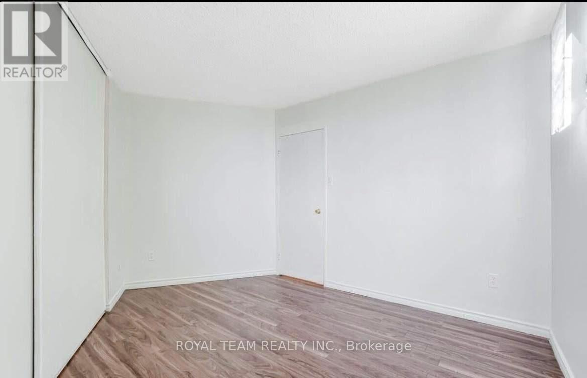 1001 - 10 Martha Eaton Way, Toronto (Brookhaven-Amesbury), Ontario  M6N 5B3 - Photo 12 - W12472825
