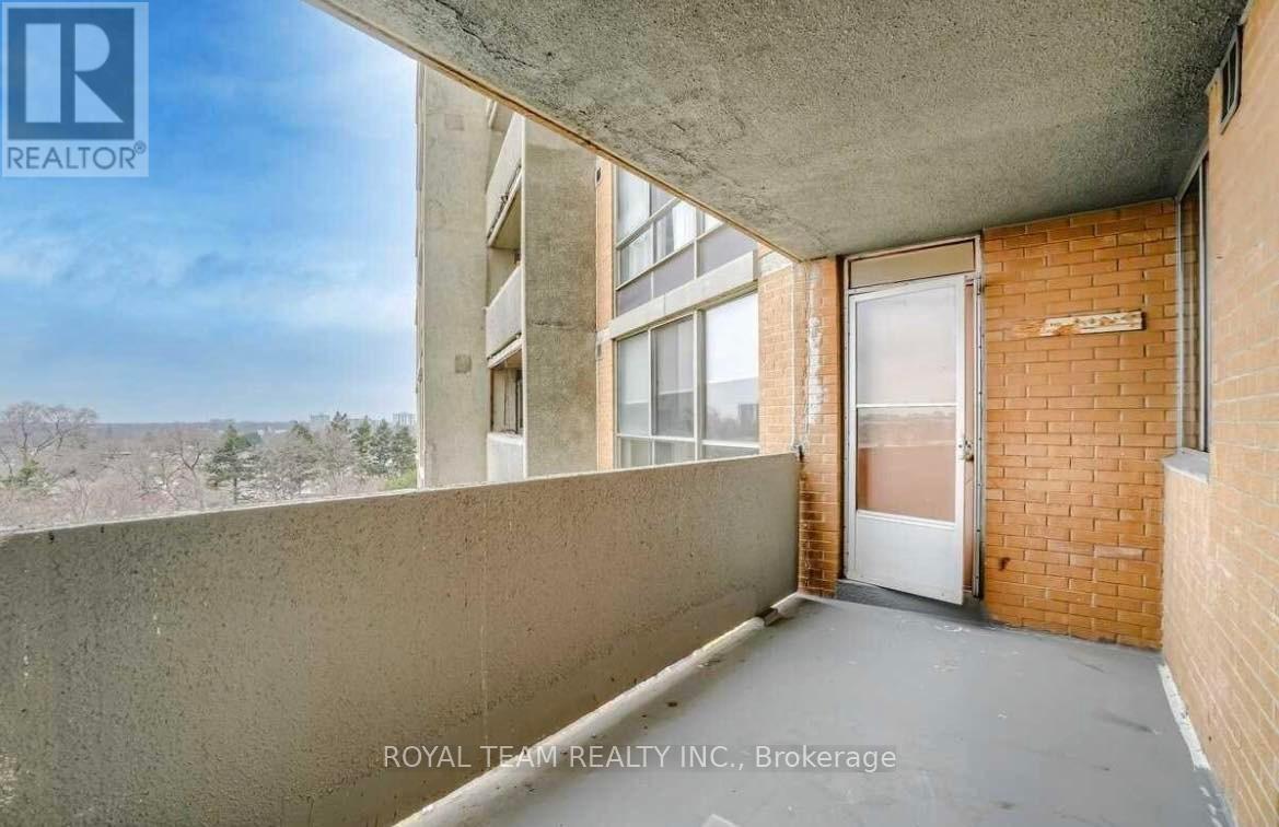 1001 - 10 Martha Eaton Way, Toronto (Brookhaven-Amesbury), Ontario  M6N 5B3 - Photo 16 - W12472825
