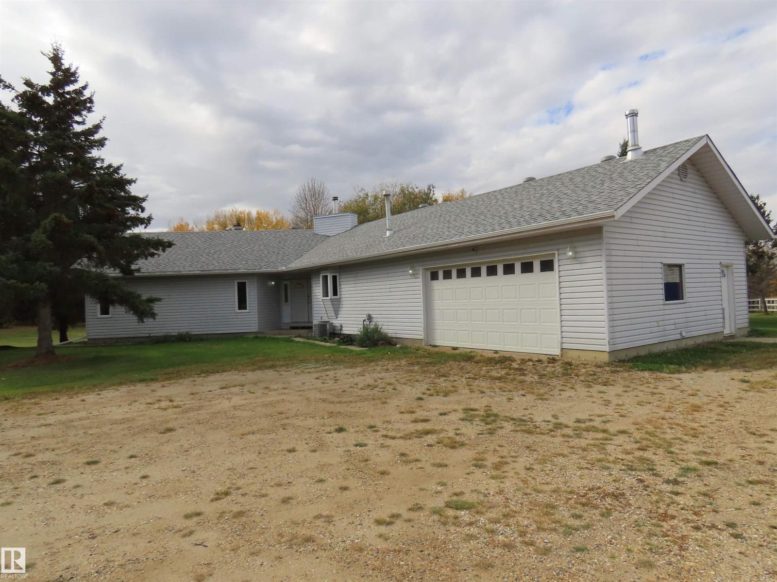 55428 Hwy 765, Rural Lac Ste. Anne County, Alberta  T0E 0J0 - Photo 4 - E4462876